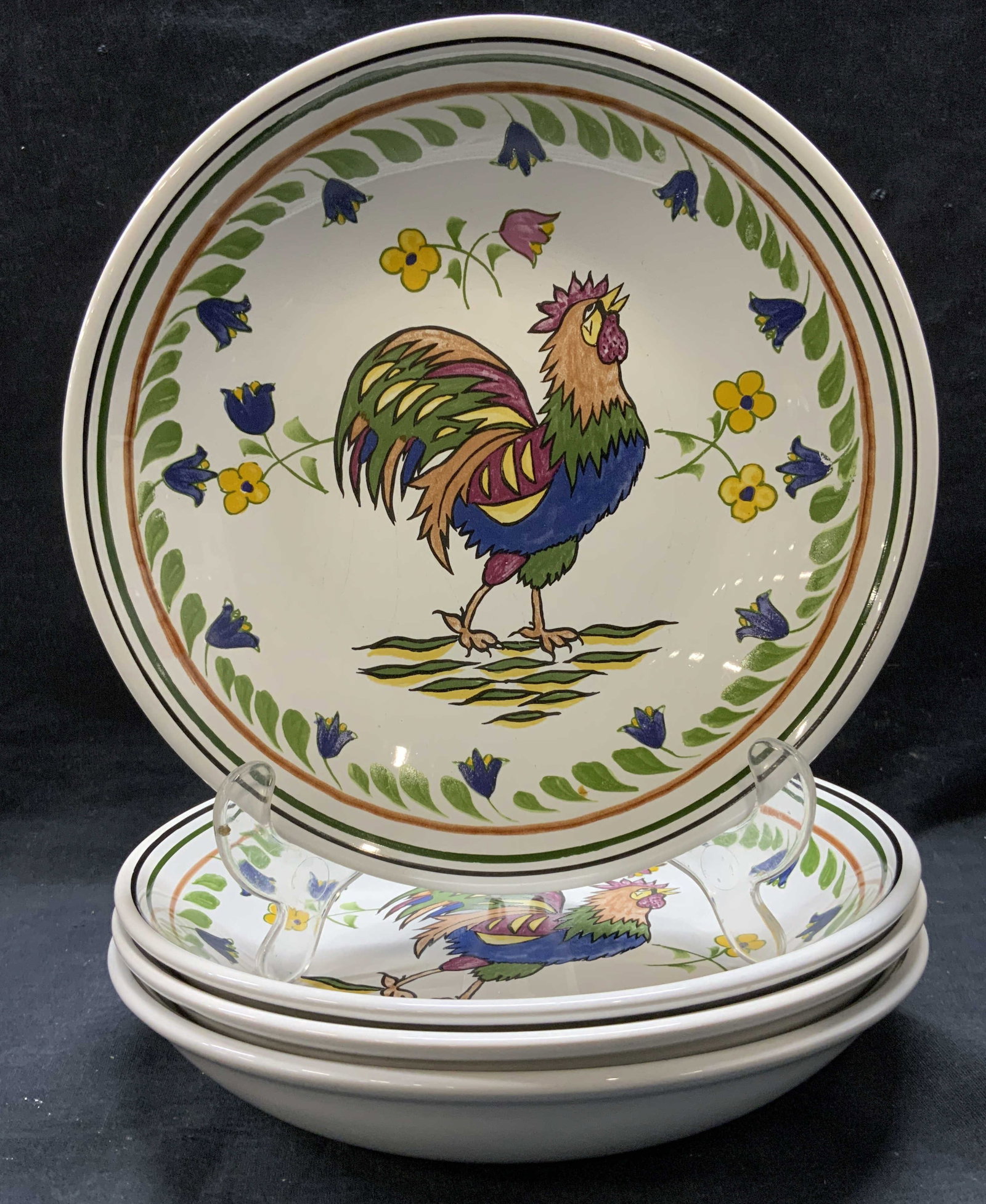 WILLIAMS SONOMA Set 4 Porc Rooster Plates (1 of 7)