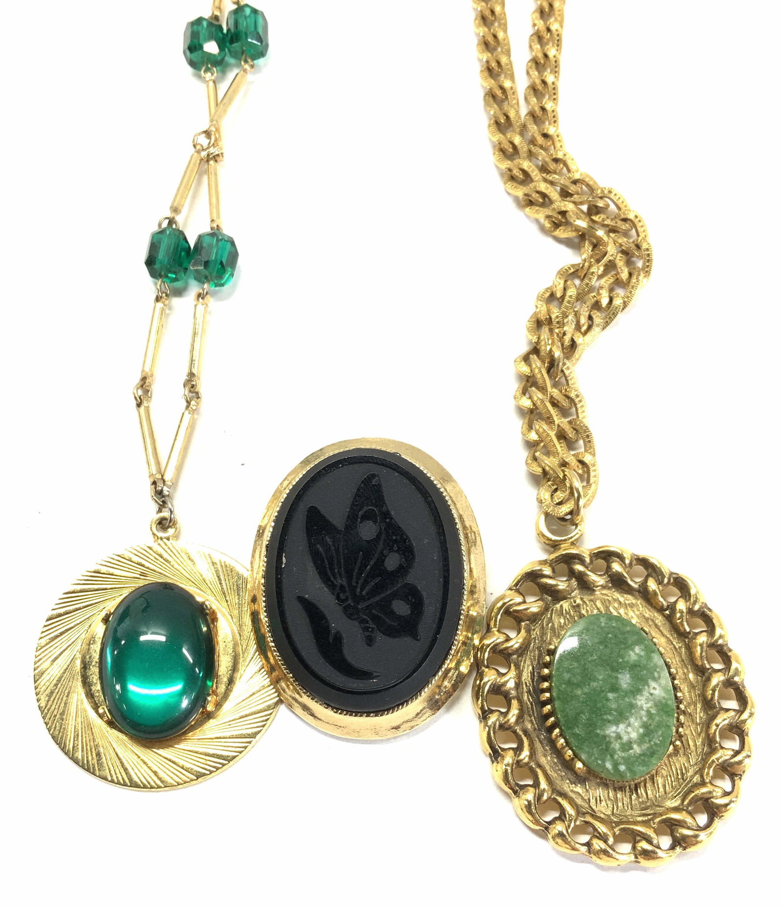 Lot 3, Stone Butterfly Brooch, Chunky Necklaces (1 of 7)