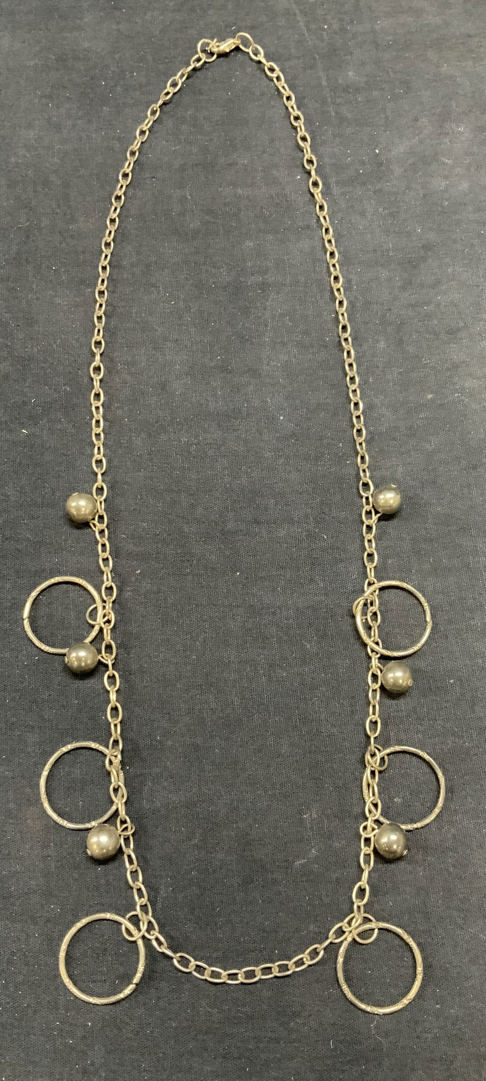 Vintage Silver Tone Beaded Necklace (1 of 6)