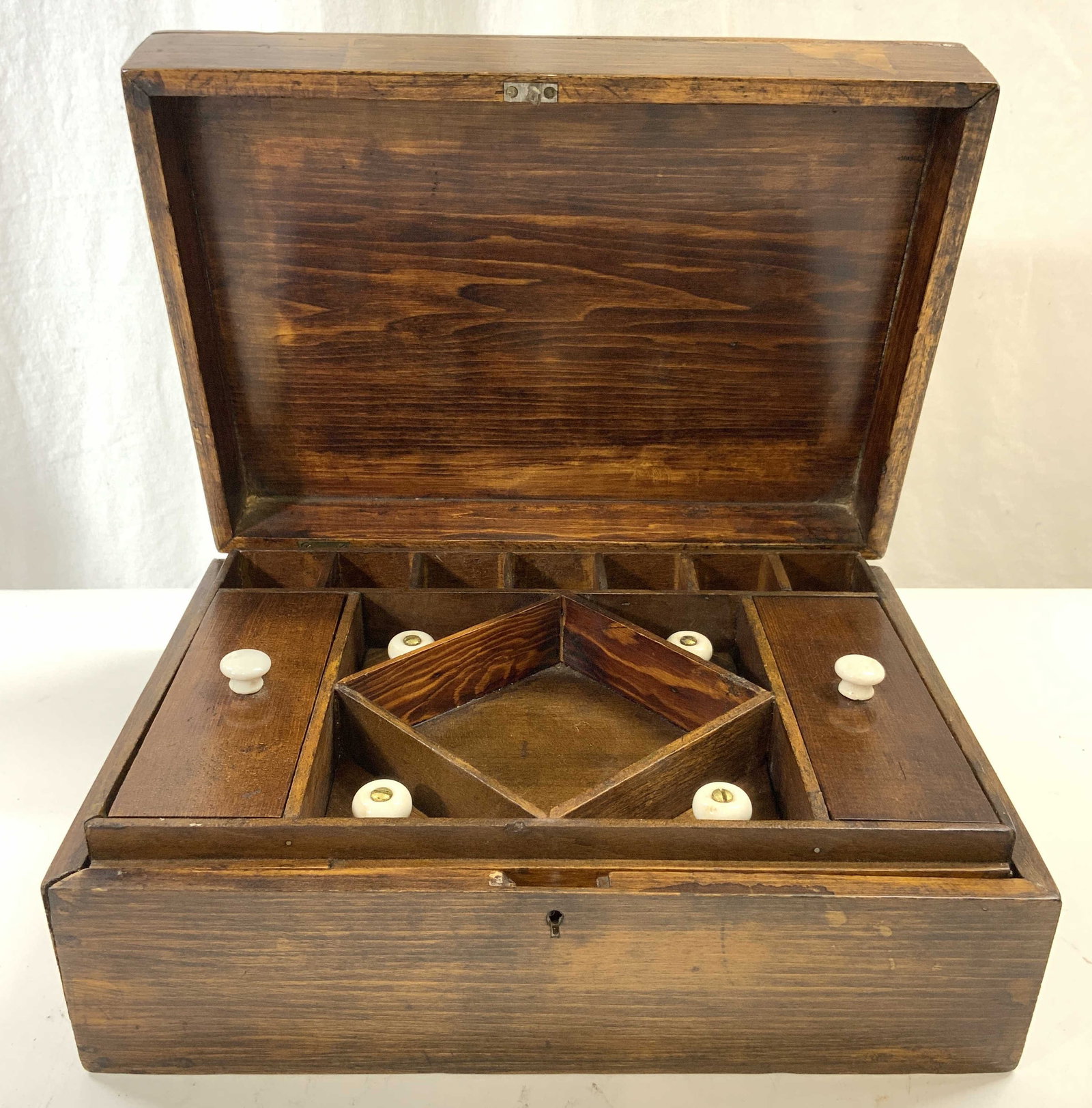 Vintage Wooden Sewing Box / Keepsake Box W Lid (1 of 6)