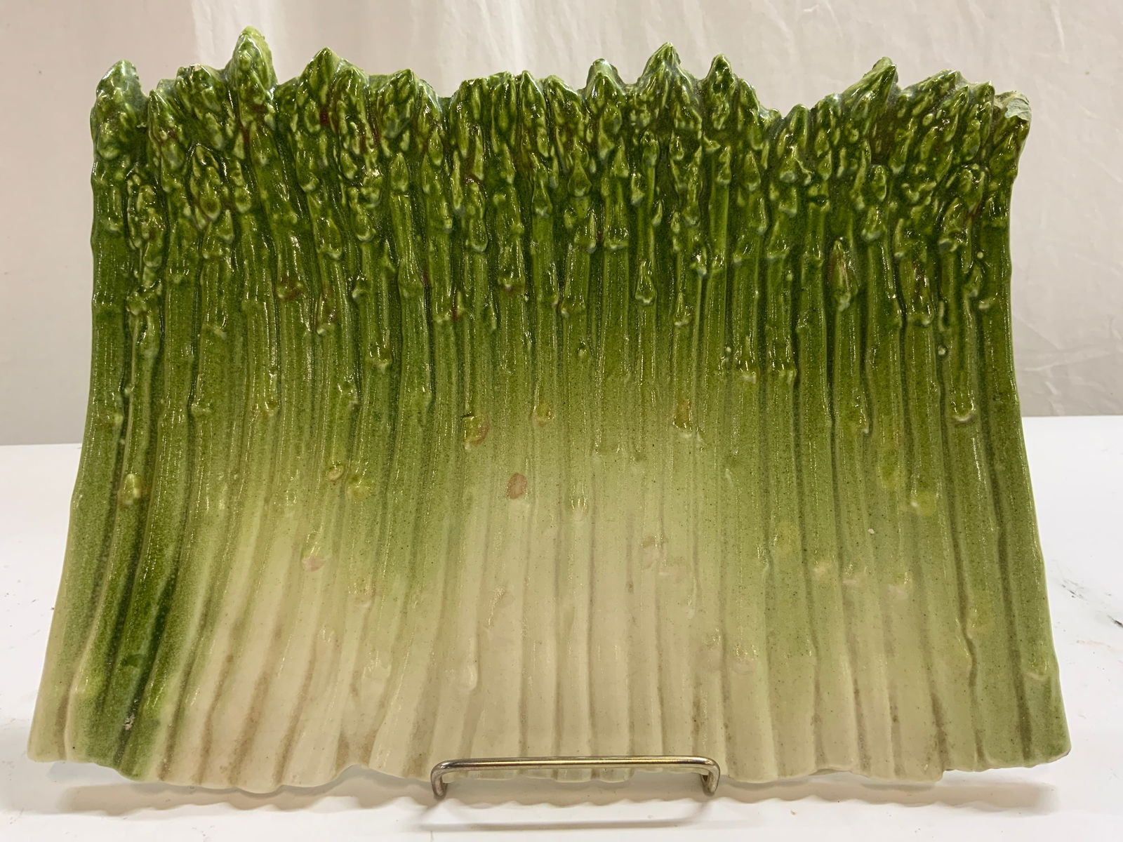 Vintage Ceramic Asparagus Serving Dish (1 of 7)