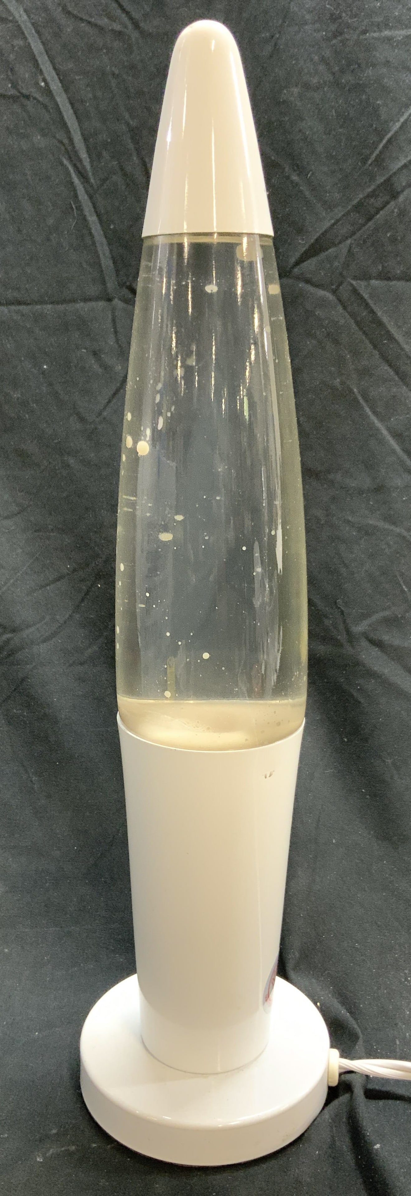 Metal & Glass Lava Lamp White (1 of 6)