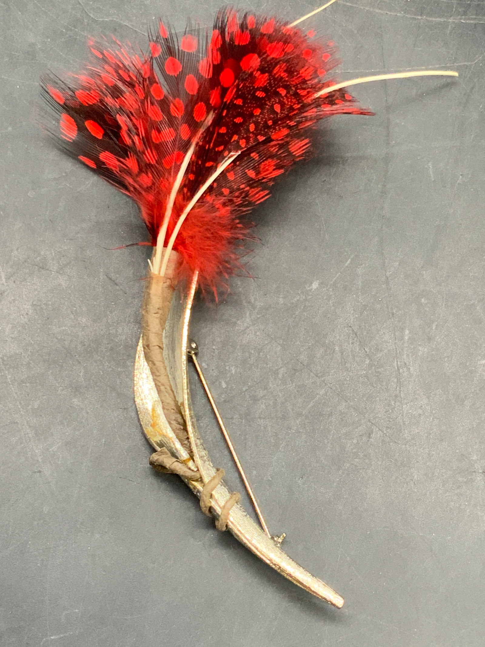 Vntg Oversized Red Feather Sculptural Statement Pin (1 of 8)