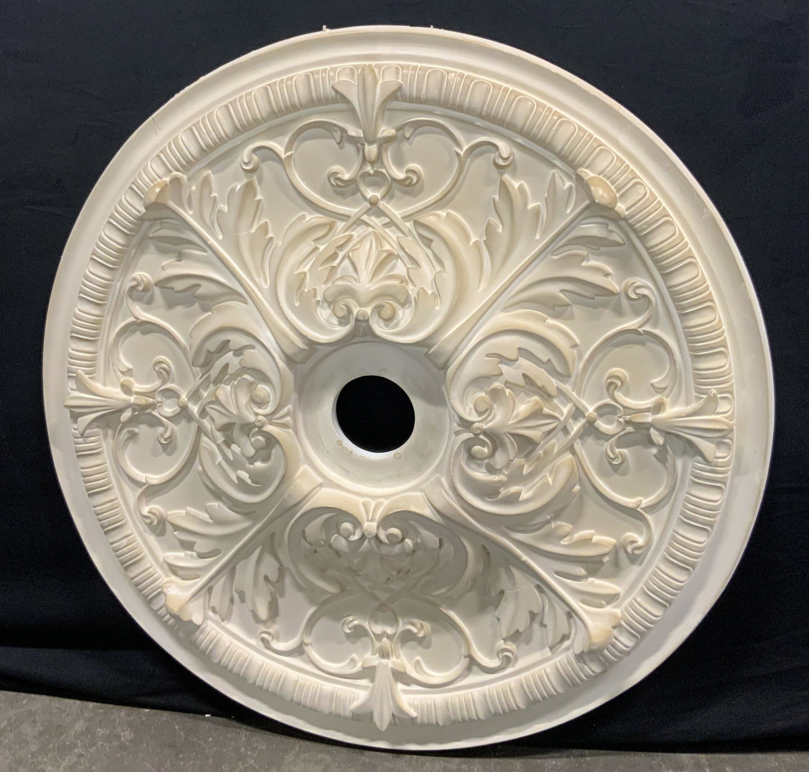 Round Cream Toned Plaster Ceiling Mount (1 of 8)
