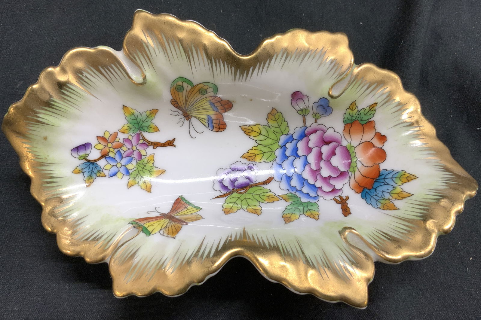 HEREND Porcelain Trinket Dish HUNGARY (1 of 8)