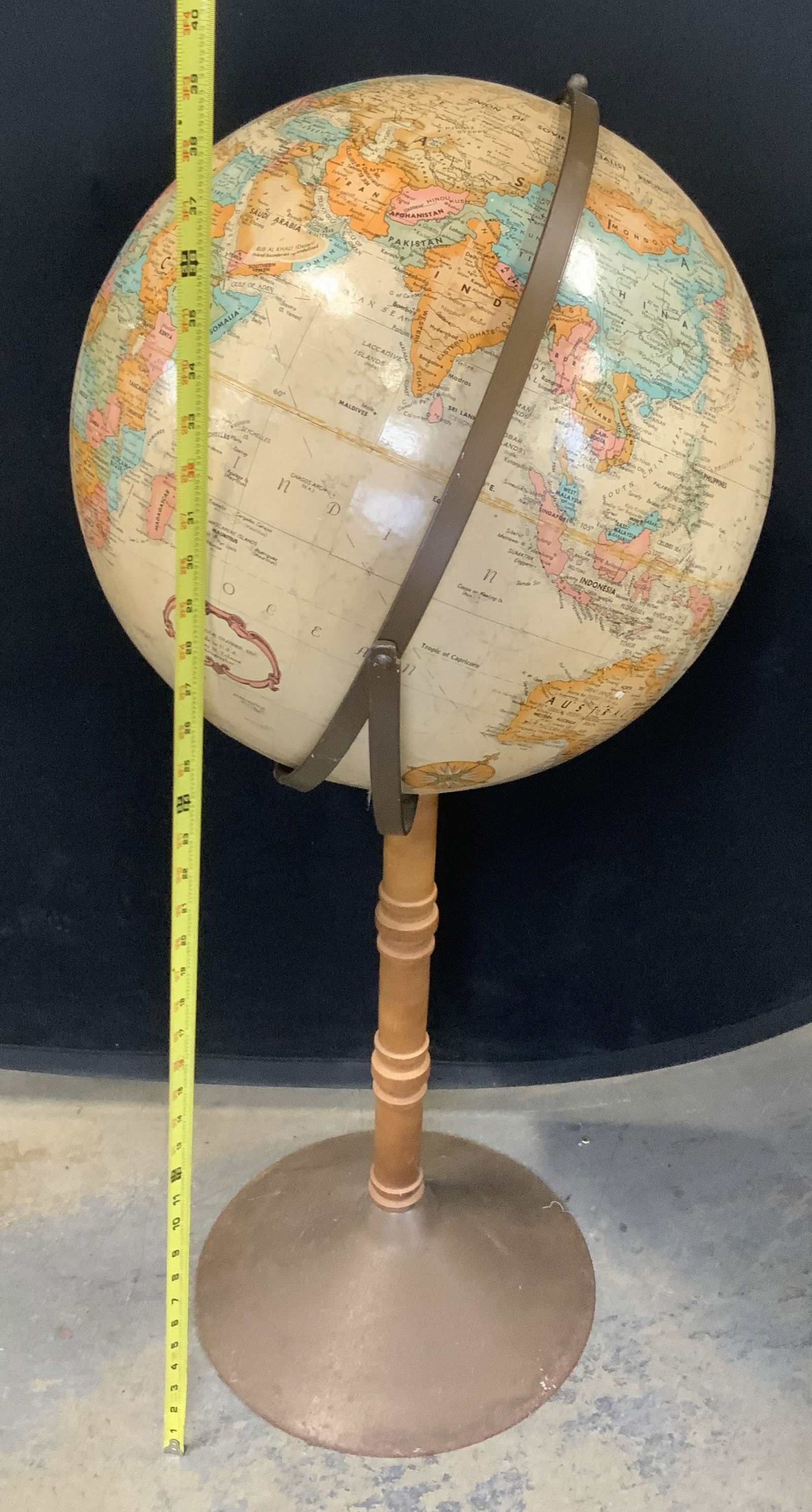 REPLOGLE Standing Rotating Globe, 38 in Ht (1 of 12)