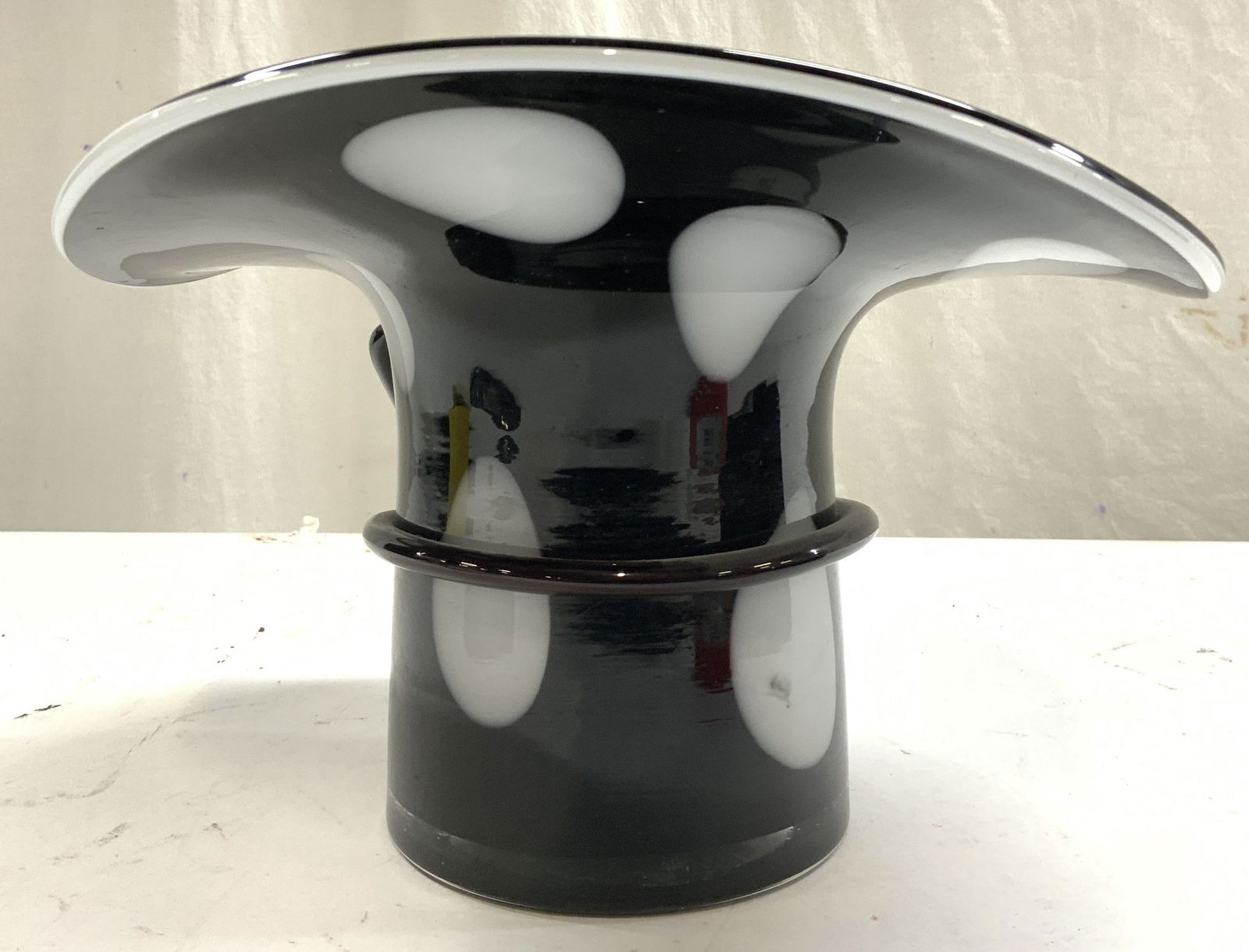 MURANO Hand Blown Art Glass Top Hat Vessel (1 of 8)