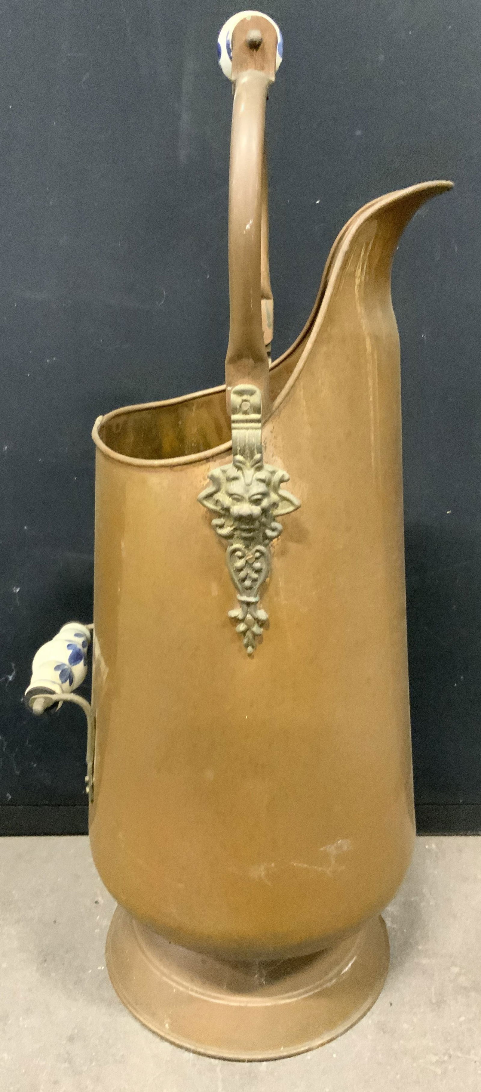 Antq Footed Copper Coal Scuttle W Porc Handles (1 of 8)