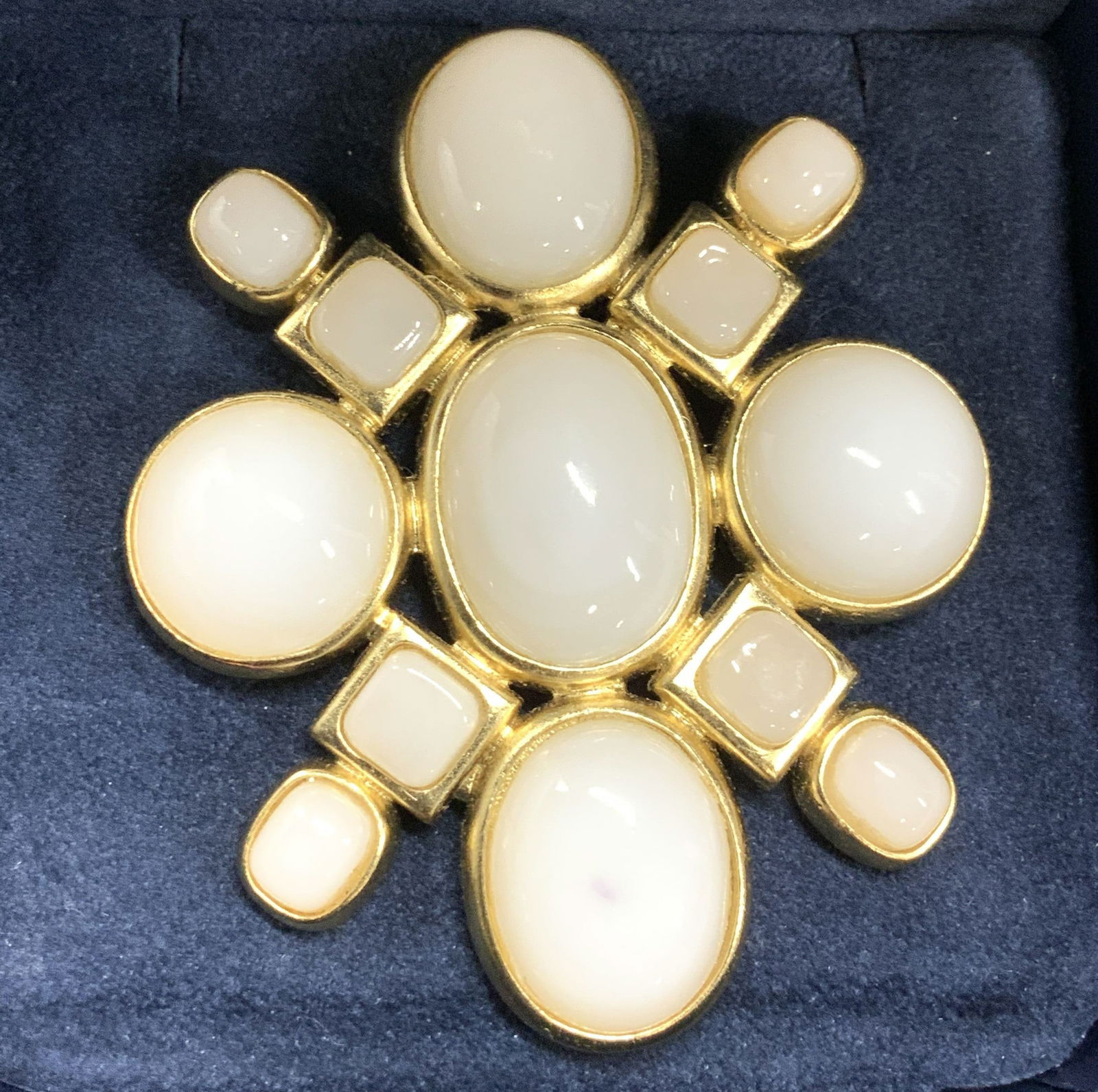 CHANEL GRIPOIX Glass Brooch, Signed, Spring 2002 (1 of 9)