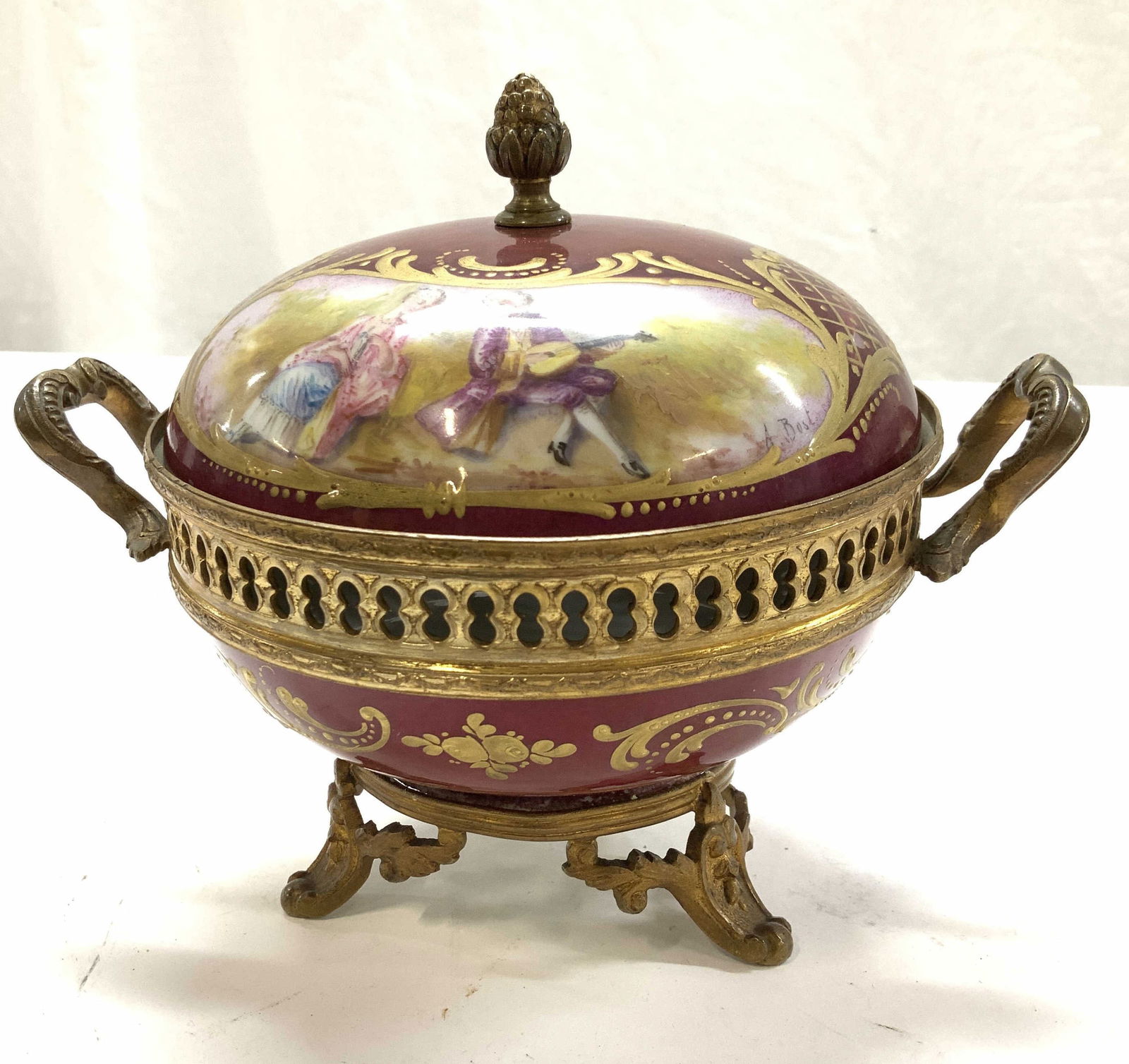 Chateau de Longpre Porcelain Bon Bon Dish, France (1 of 9)