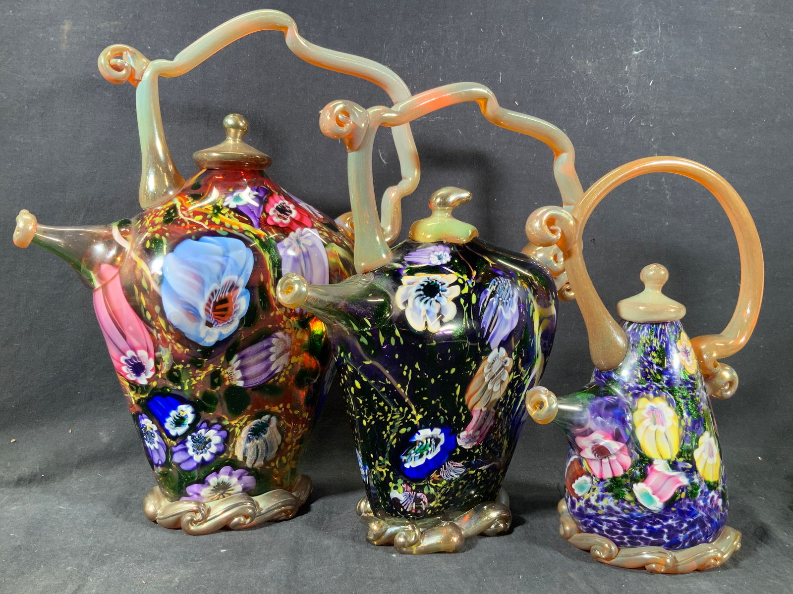 Paul Counts 3 Signed Large Hand Blown Glass Teapots (1 of 13)