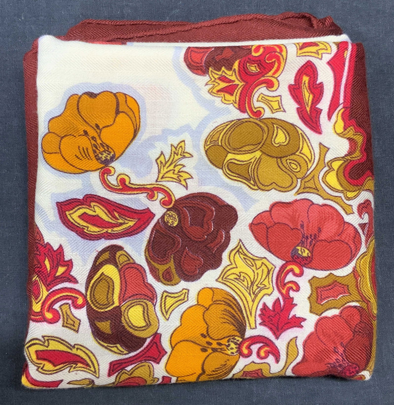 HERMES PARIS ANEMONES Cashmere & Silk Blend Scarf (1 of 10)