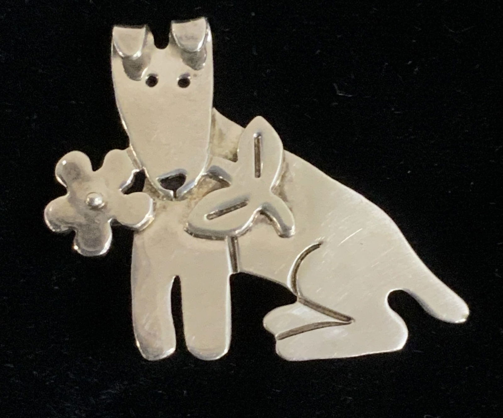 A & J Harvey Sterling Silver Dog Brooch (1 of 6)