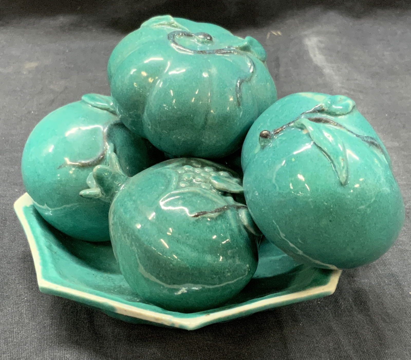 Set 6 Sgd Ceramic Fruits & Dish (1 of 7)