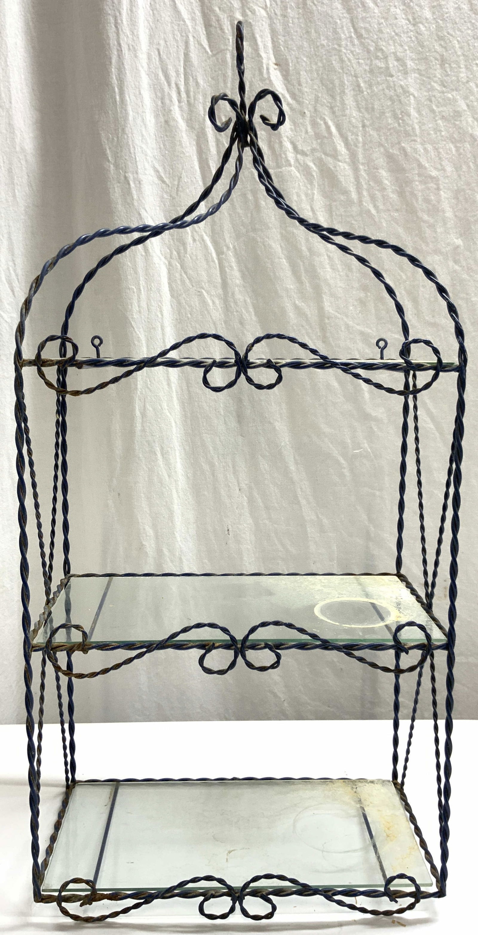 Vntg Metal Tri Level Shelf W Glass Inserts 27in (1 of 8)