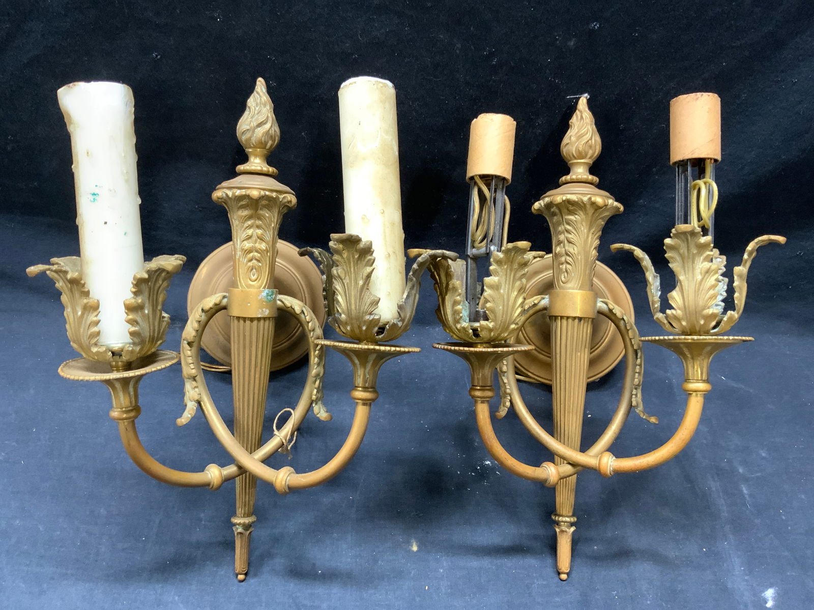 Vntg Pair 2 Arm Victorian Brass Wall Sconces (1 of 7)