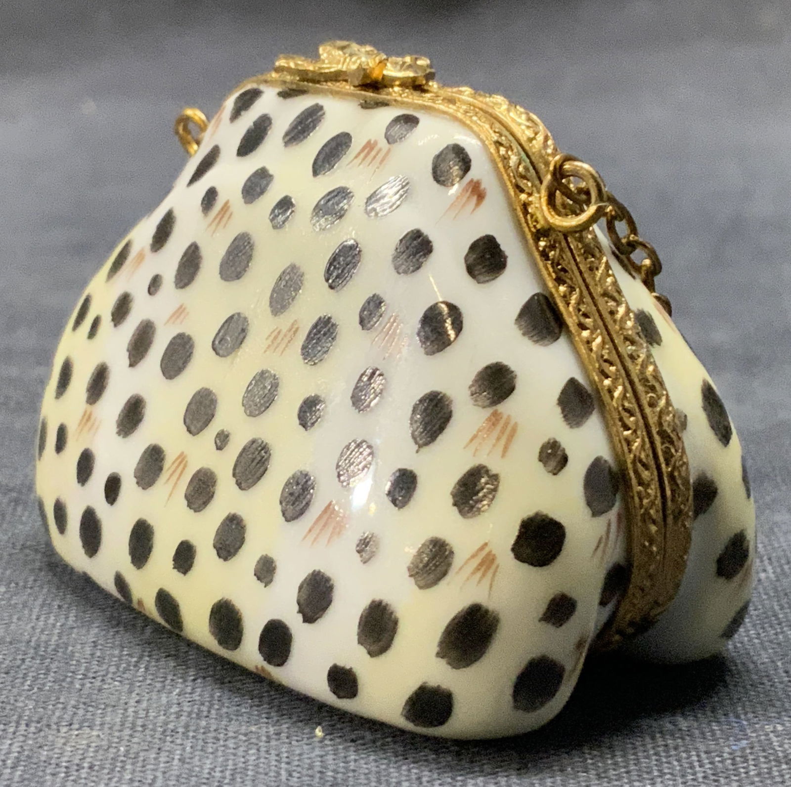 LIMOGES FRANCE Sign Porcelain Purse Form Pill Box (1 of 10)