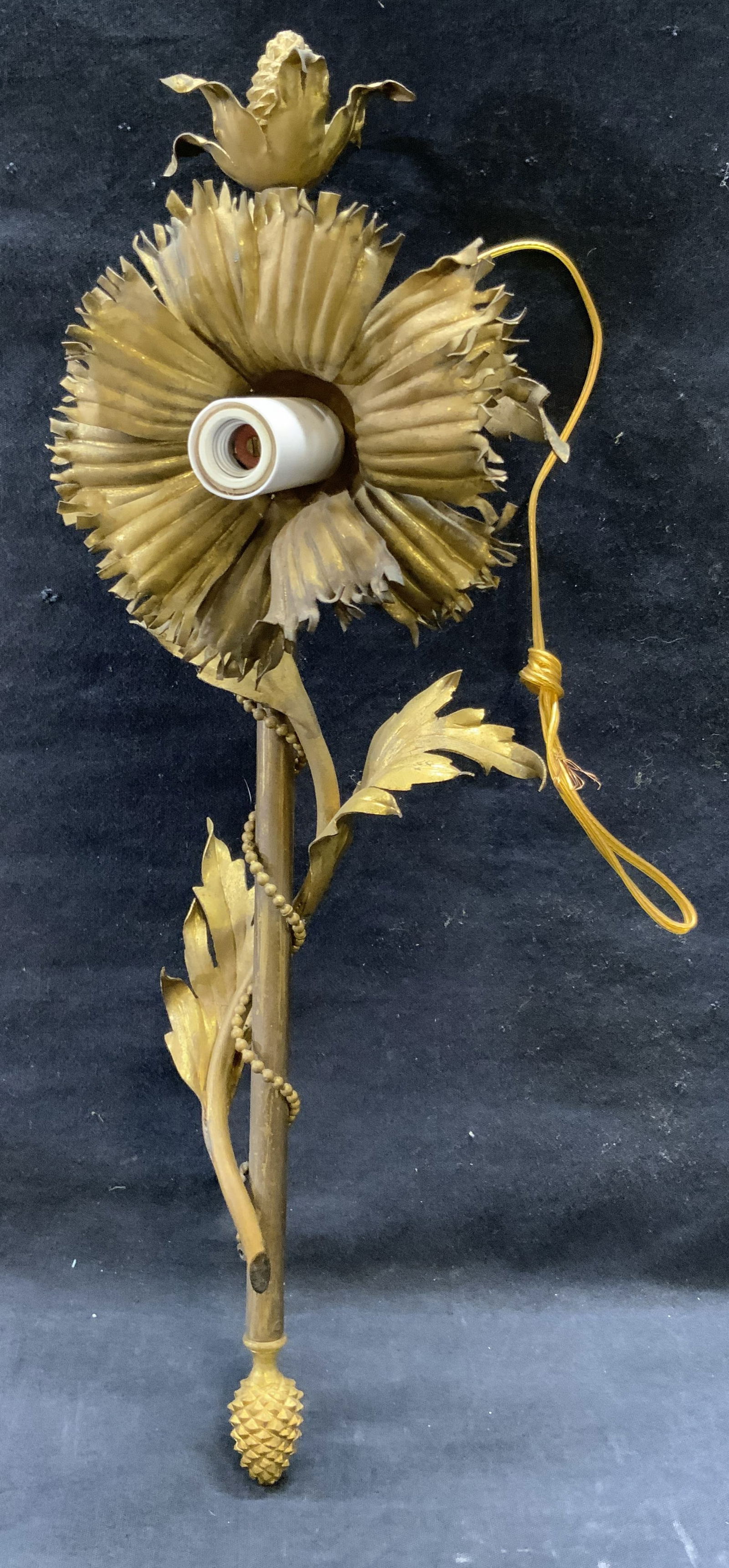 Vintage Gilt Metal Floral Motif Wall Sconce (1 of 7)