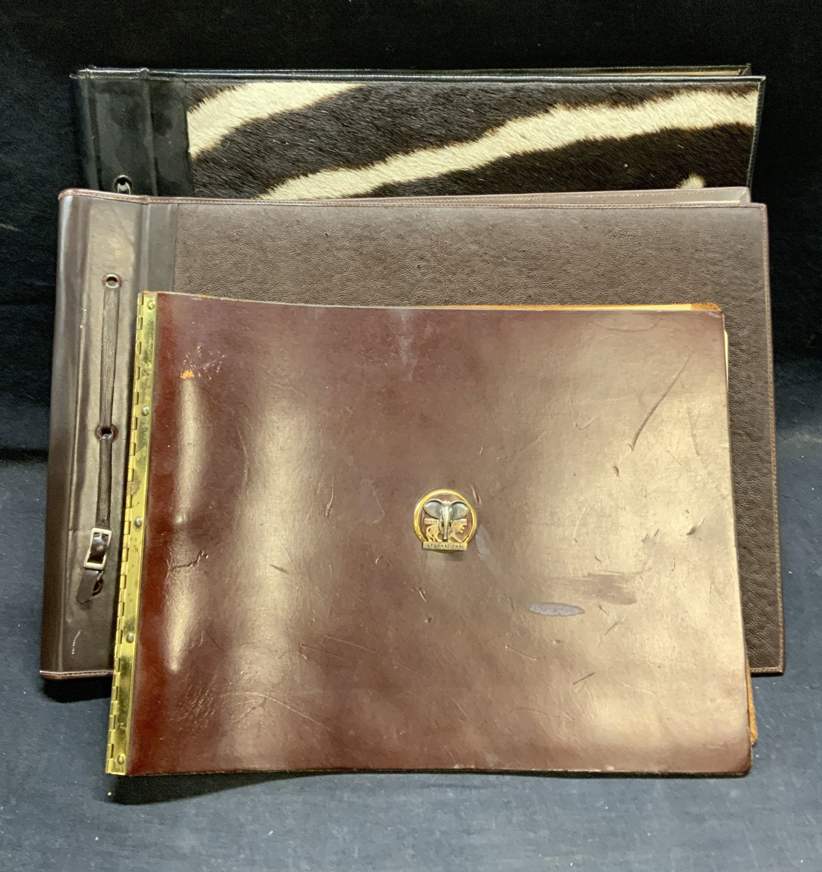 Lot 3 Hunting Record & Sketch Books (1 of 11)