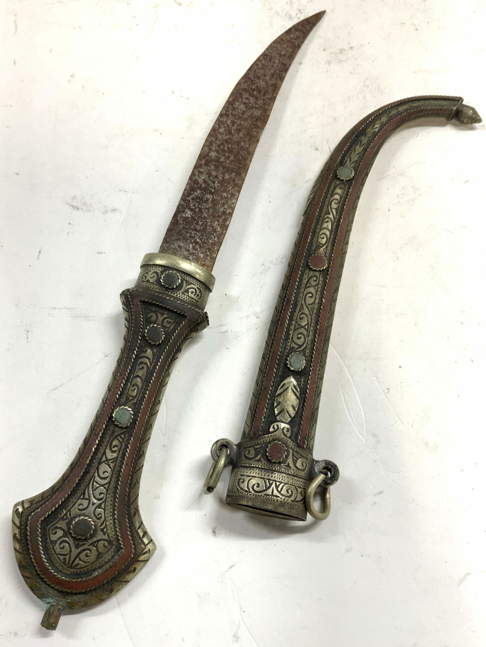 Antq Middle Eastern Dagger W Scabbard (1 of 7)