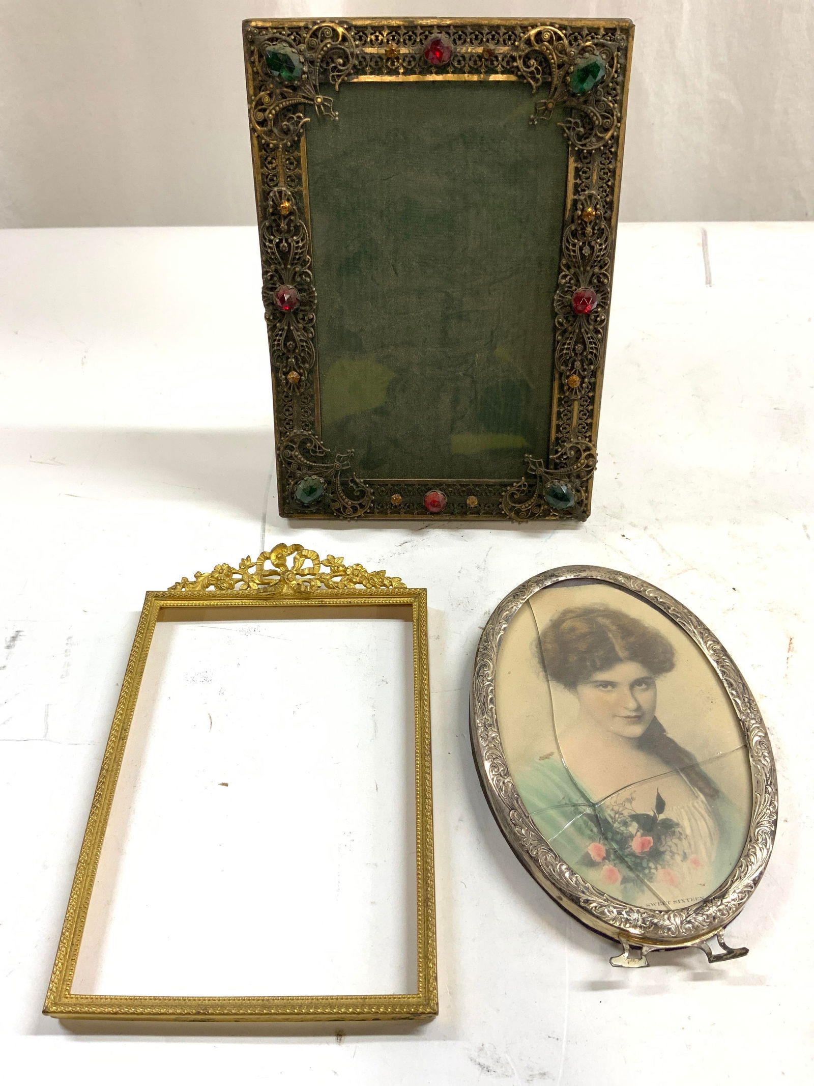 Lot 3 Vintage Assorted Metal Picture Frames (1 of 6)
