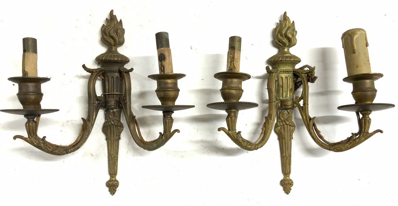 Antq Pair Brass 2 Arm Torchiere Wall Sconces (1 of 8)