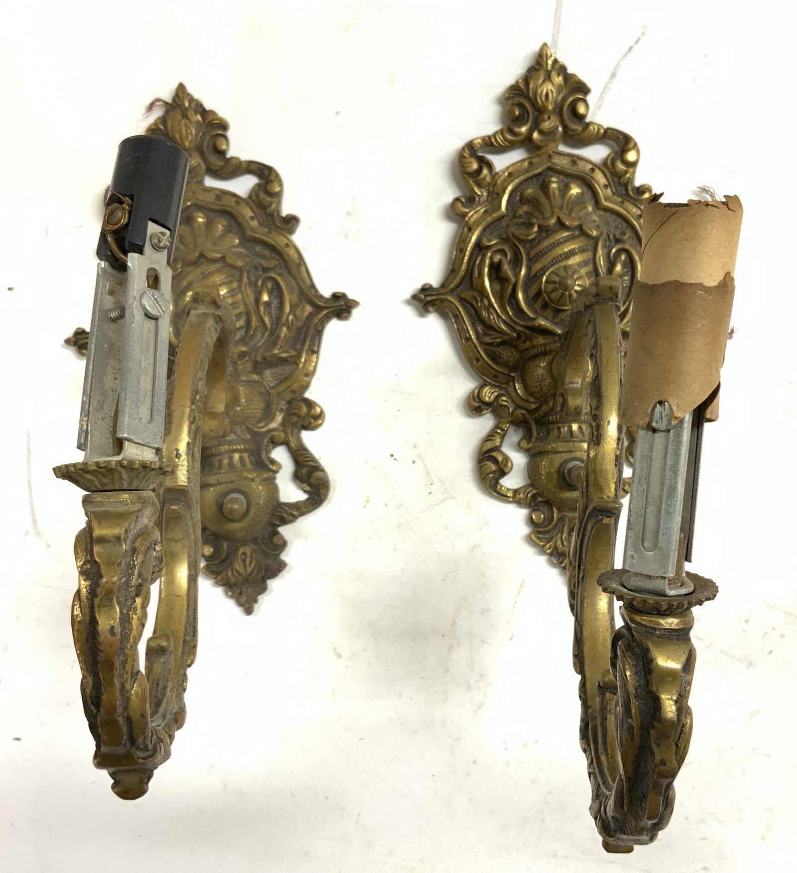 Vntg Pair Art Nouveau Single Arm Brass Wall Sconces (1 of 7)