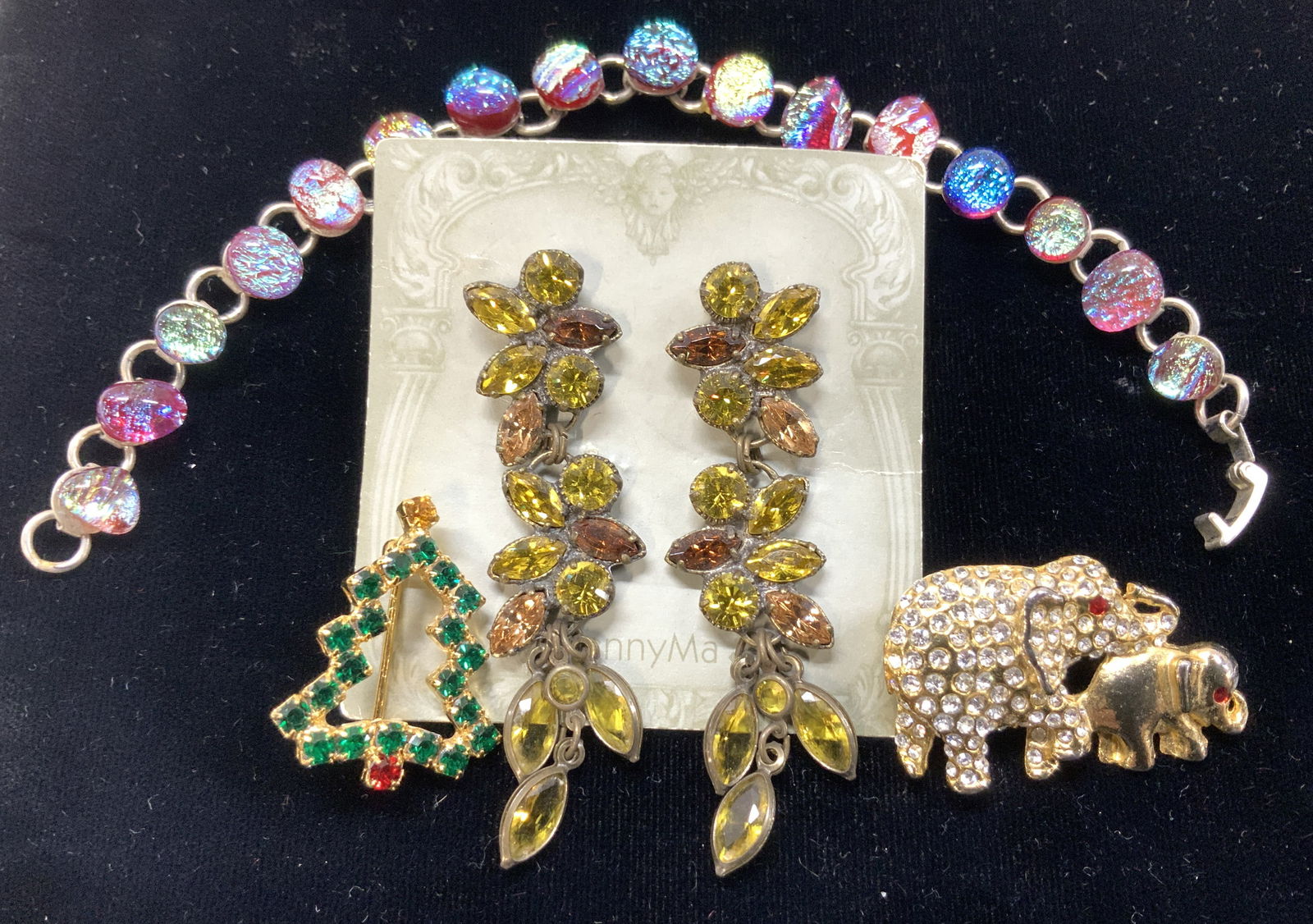 Lot 4 Crystal Pins & Earrings, Iridescent Bracelet (1 of 10)