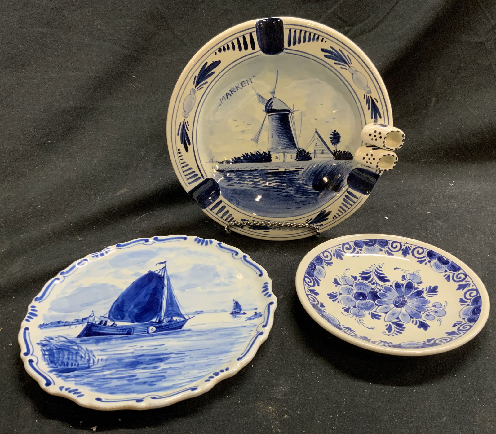 DELFT Lot 3 Dutch Porcelain Trinket Dishes (1 of 8)