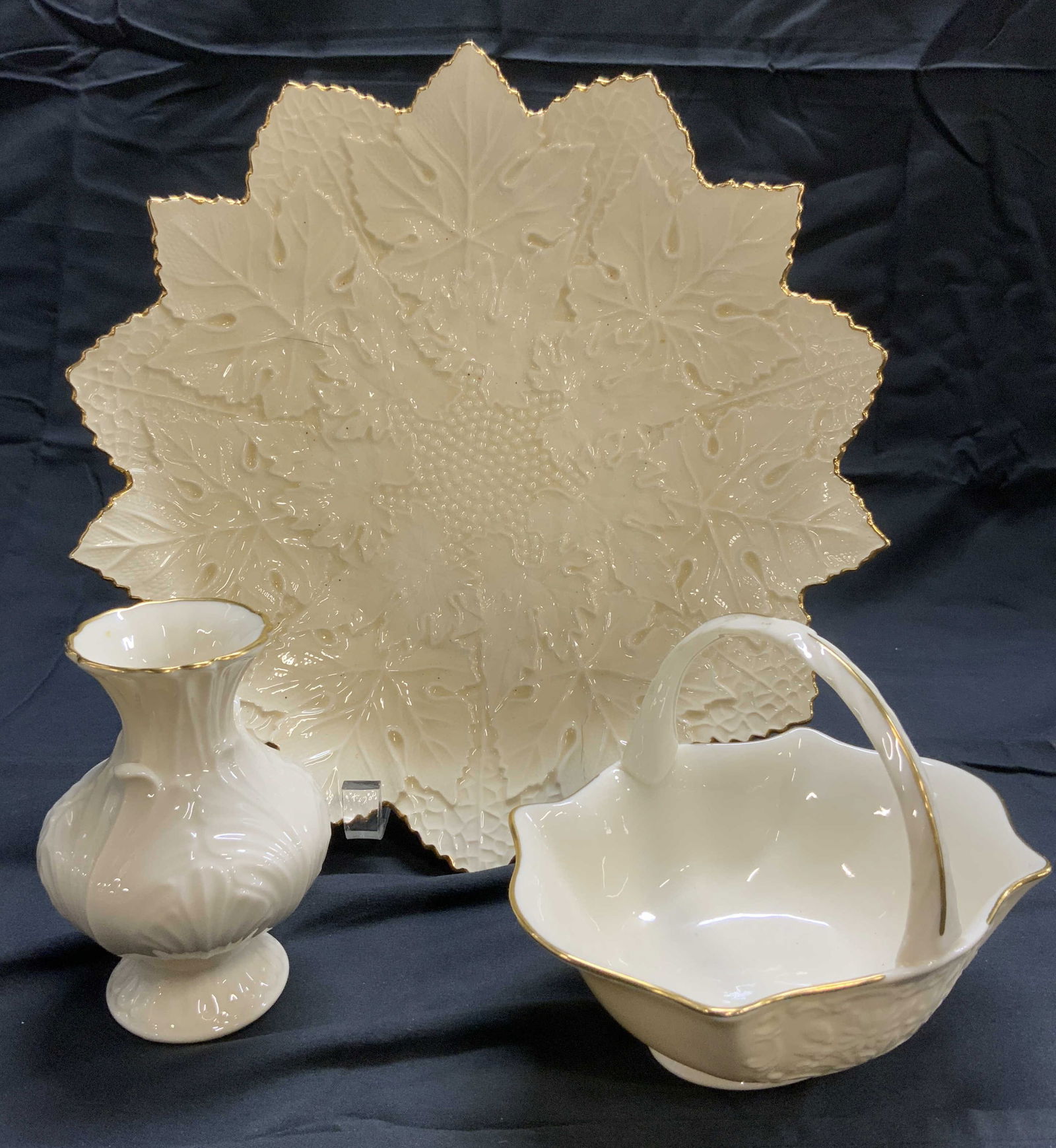 LENOX Lot 3 Porcelain Vase, Basket & Leaf Plate (1 of 6)