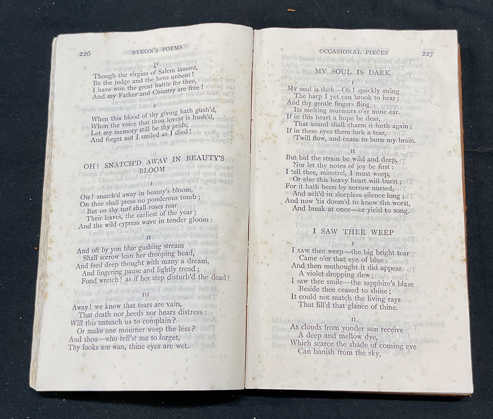 Antique Short Poems of Byron Hours of Idleness: Antique leather bound copy of The Shorter Poems of Byron, Hours of Idleness. Published by BALLANTYNE, Hanson & Co. Year unknown. Measures approx. 6.5 x 3.75 inches. Front cover is missing, wear to pag