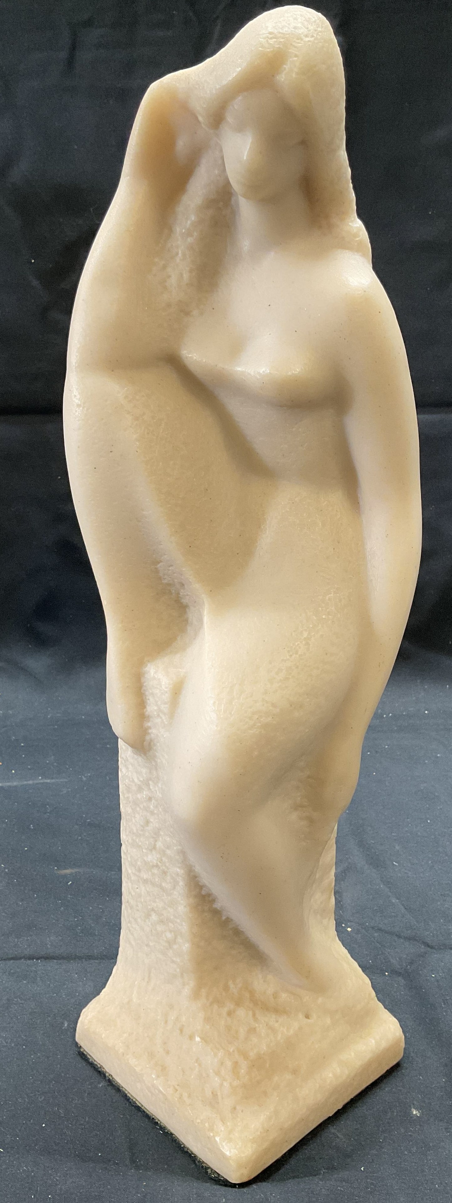 Vincent Glinsky Nude Woman Sculpture: Vincent Glinsky stone style nude woman figural statue. Off white carved resin material. Piece has weight. Signed along base. Measures approx. 4 x 13.5 inches. Some surface wear including small chips o