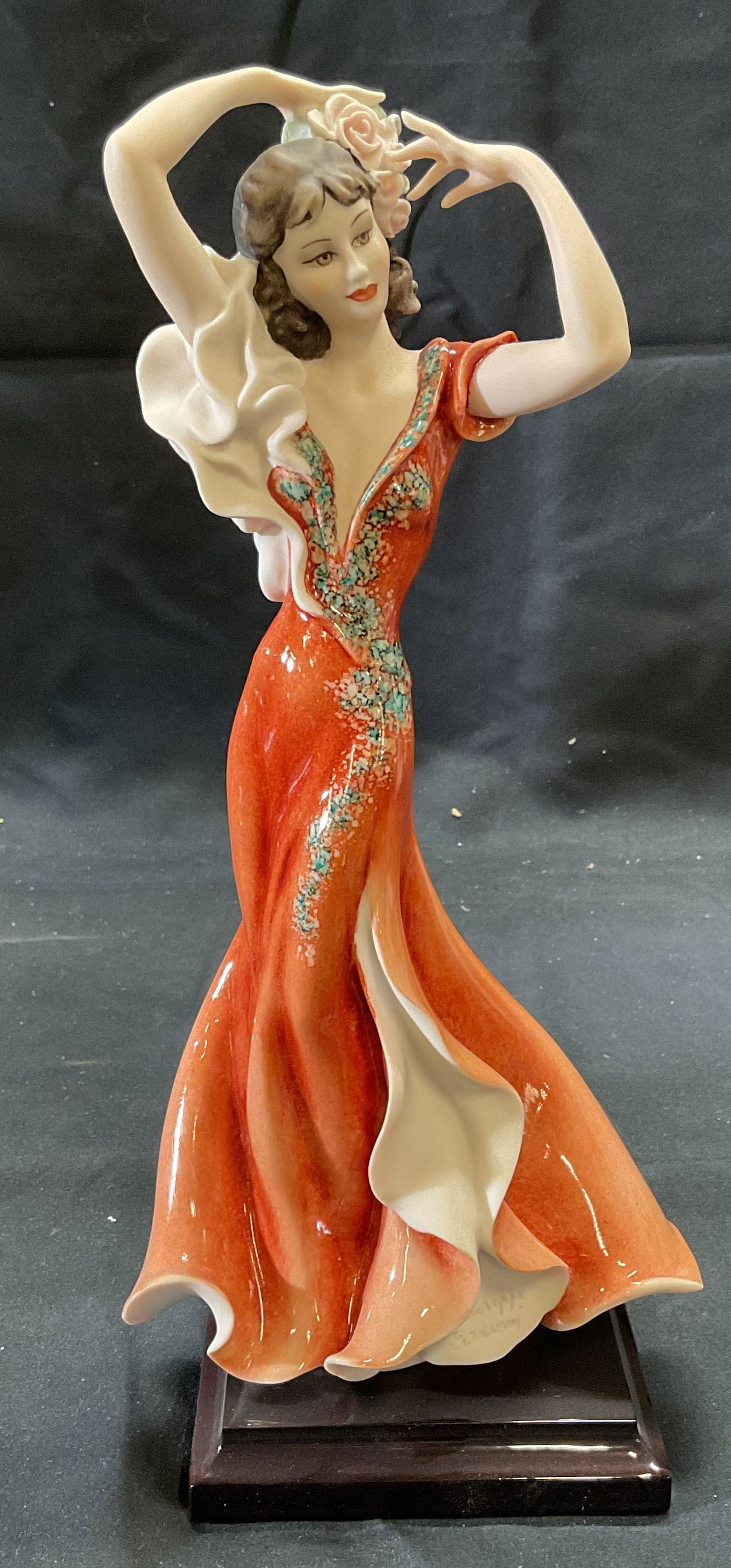 Giuseppe Armani Figurine of the Year Arielle (1 of 8)
