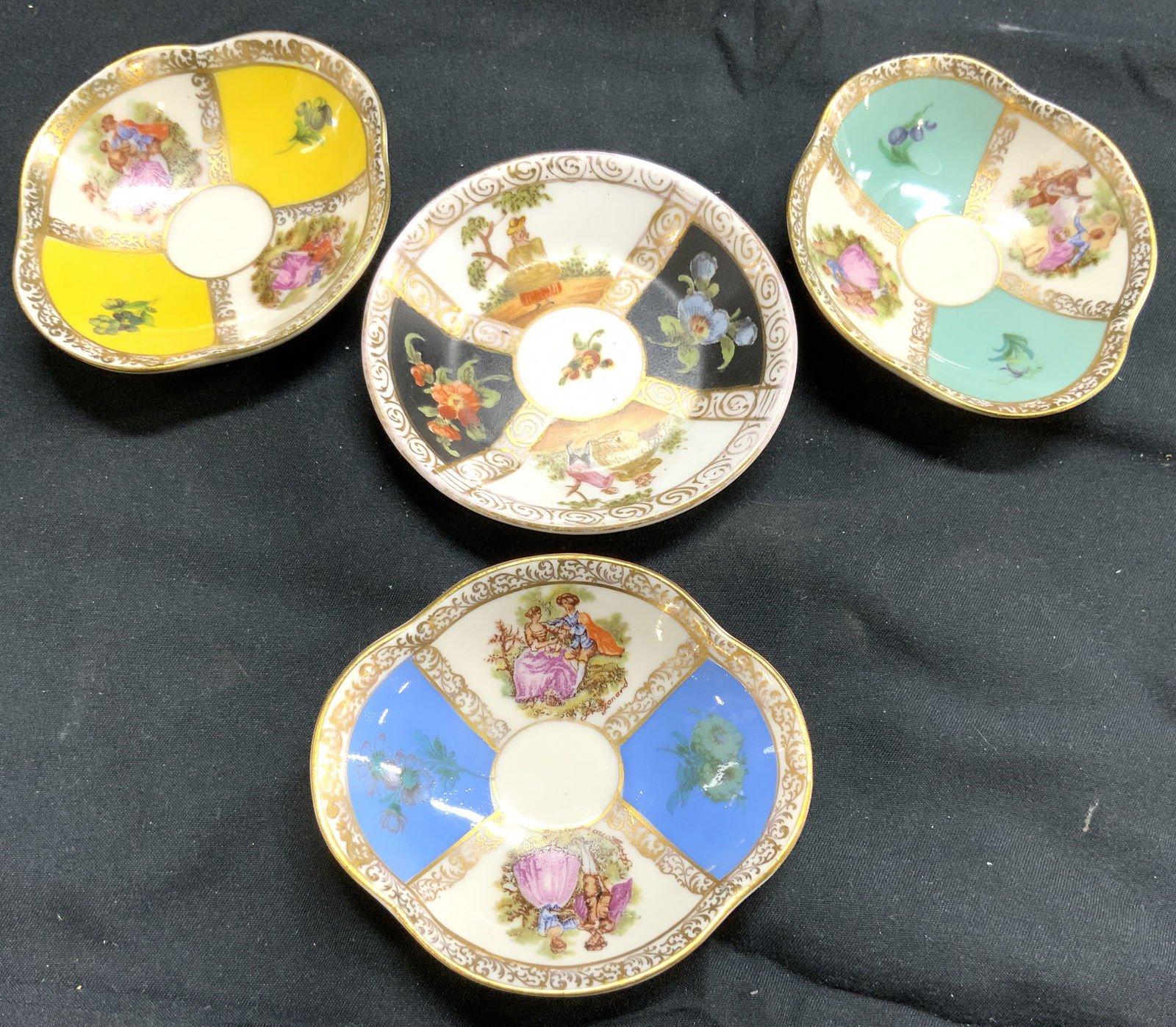 MEISSEN Lot 4 Vntg Porcelain Trinket Dishes (1 of 7)