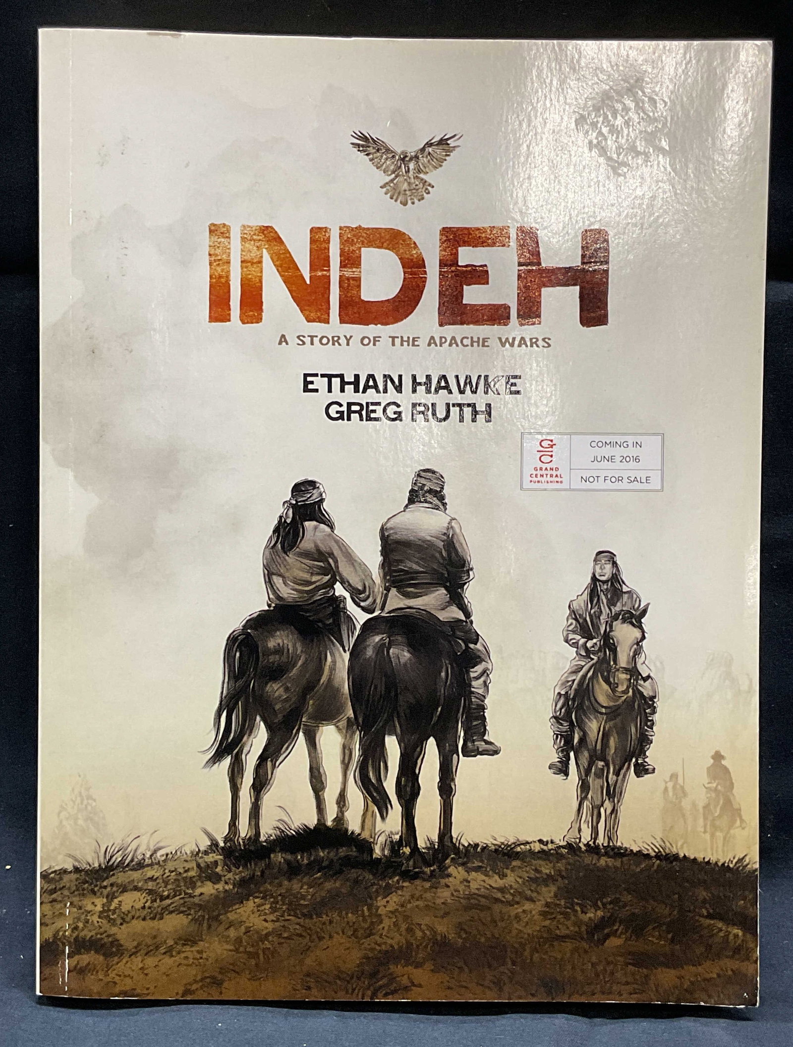 Autographed Ethan Hawke Indeh Graphic Novel 2016 (1 of 8)