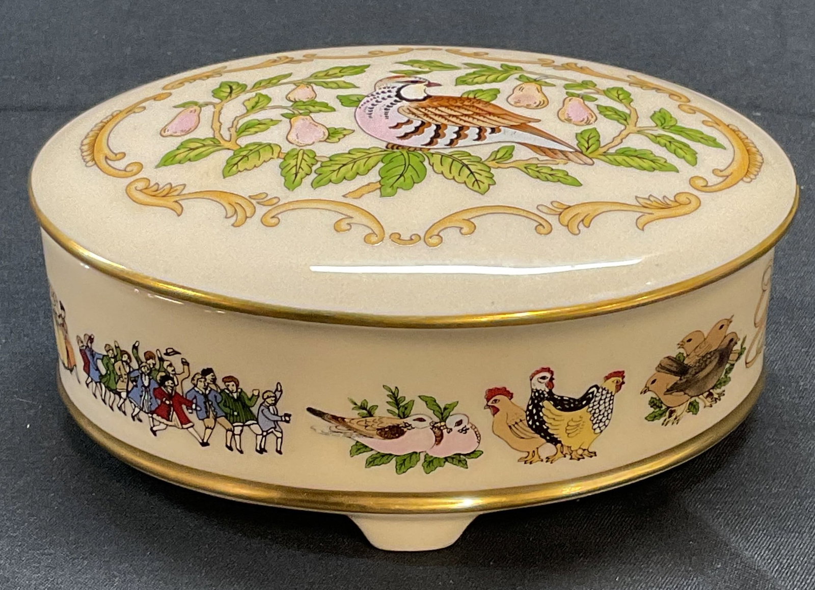 Lenox 12 Days of Christmas Fine China Box: Lenox fine china Christmas box. The Twelve Days of Christmas, A Partridge in a Pear Tree. Trademarked to underside. Measures approx. 4.5 x 3.25 x 2 inches. Includes box and certificate. Some surface w