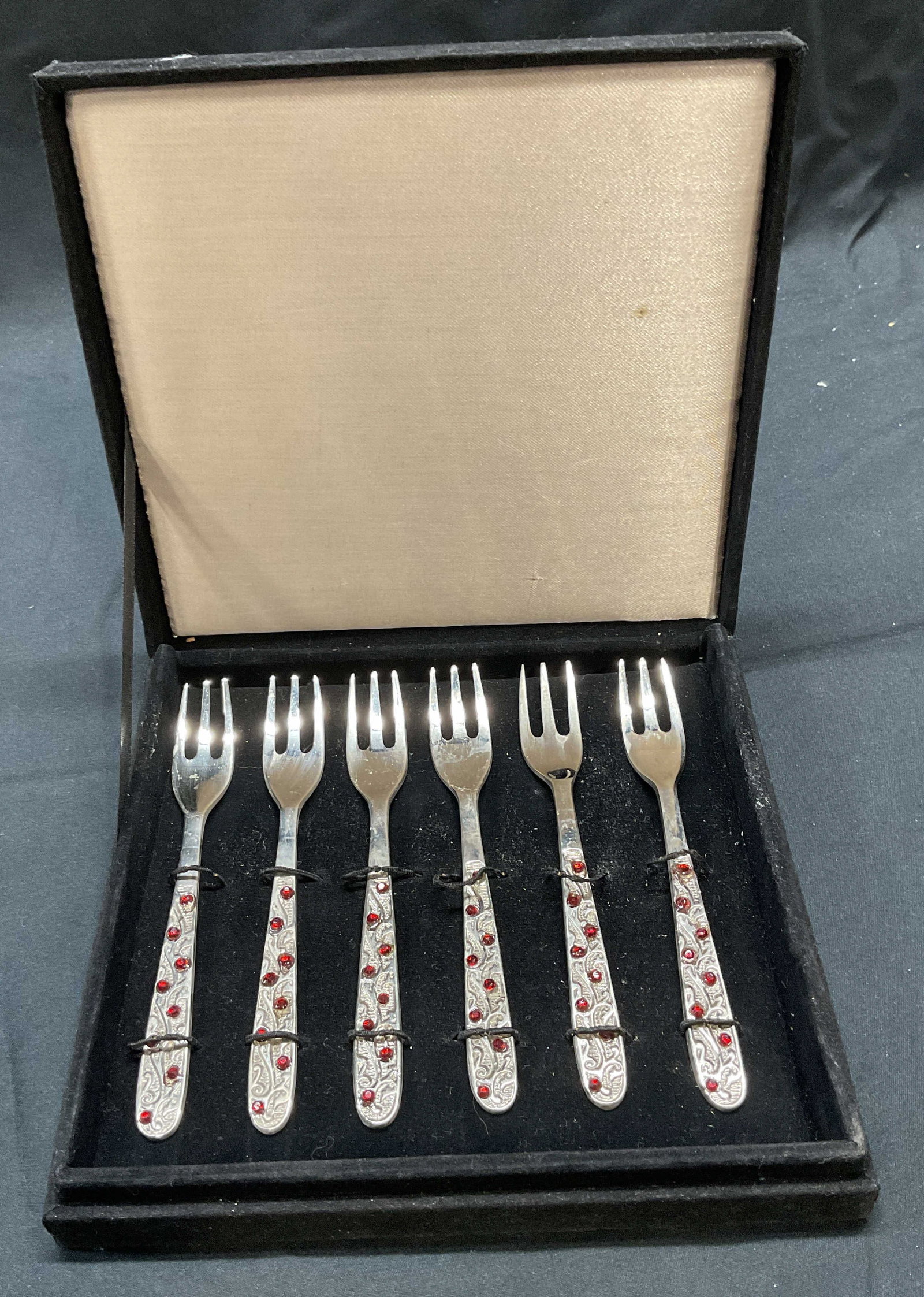 Set 6 Red Crystal Cocktail Forks (1 of 6)