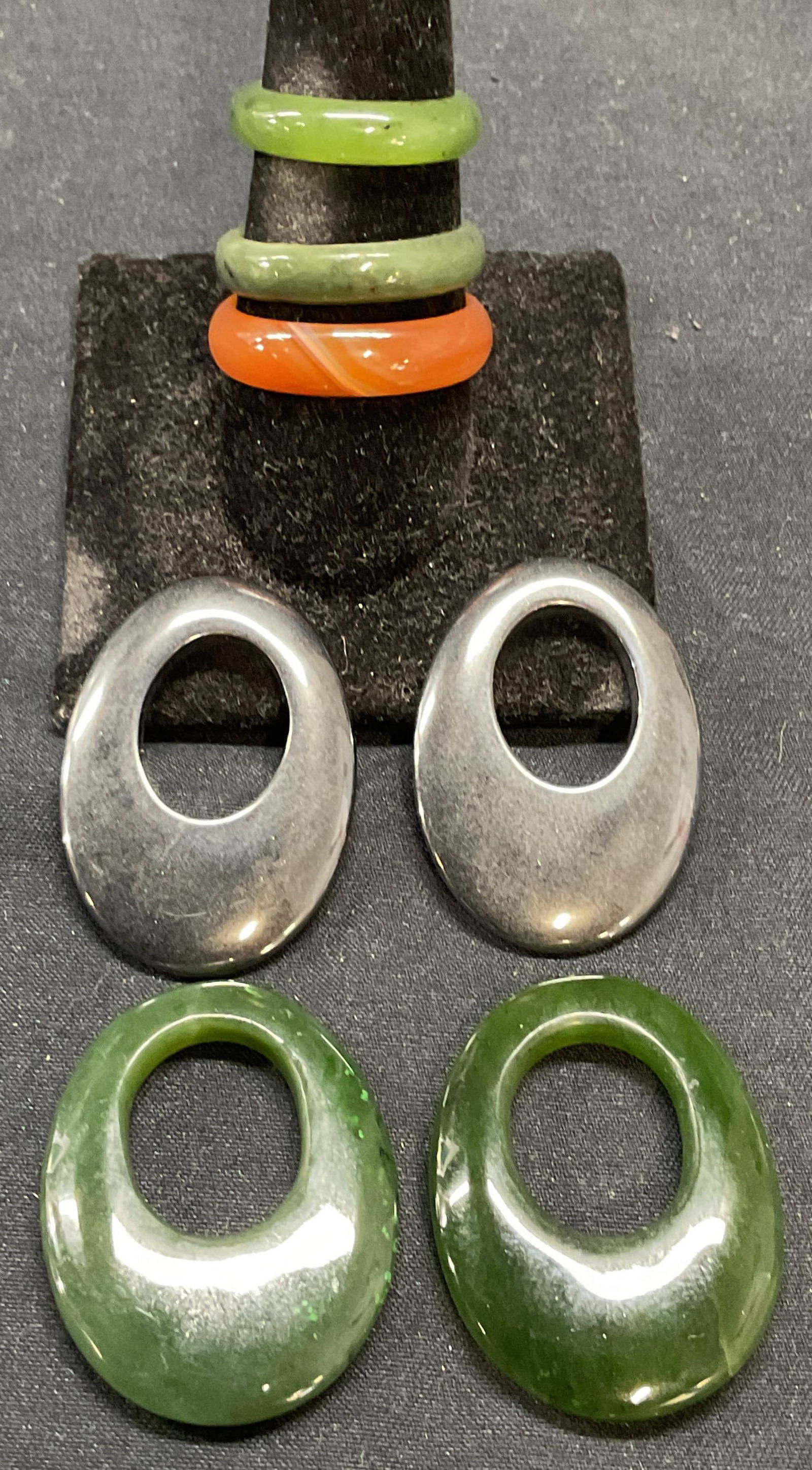 Lot 7 Green & Orange Stone rings, More (1 of 7)