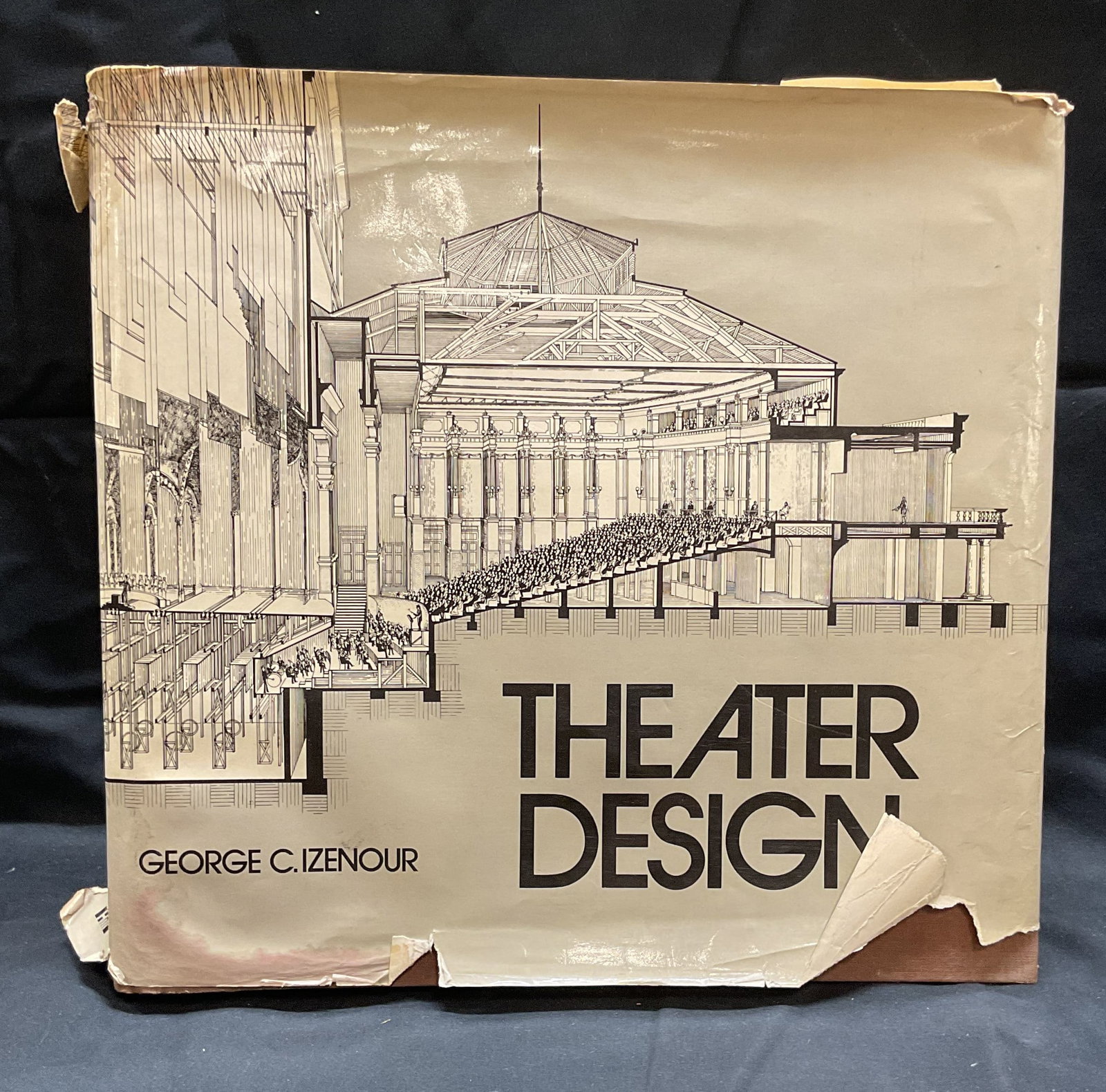 Theater Design by George C Izenour, Illustr 1977: Theater Design by George C Izenour. Published by McGraw Hill, 1977. Contains illustrations. Measures approx. 11.5 x 12.25 inches. Wear to cover, pages, and binding consistent with exposure. Theater de