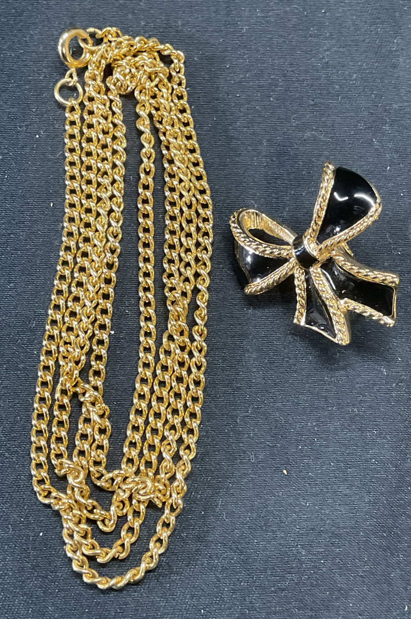 Lot 2 Kenneth Lane Avon Bow Earring + (1 of 6)