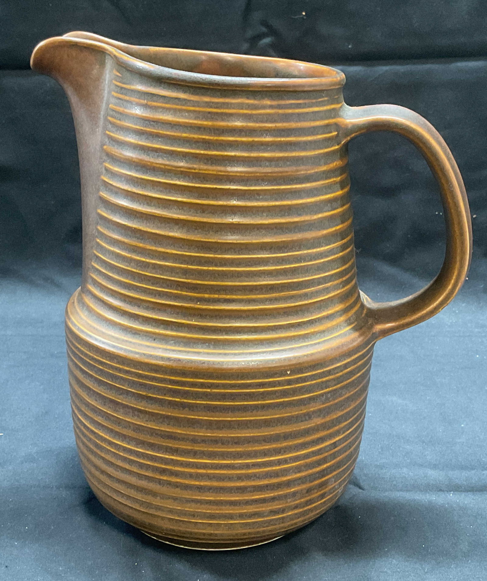 Vintage Arabia Finland Karan Ceramic Pitcher (1 of 6)