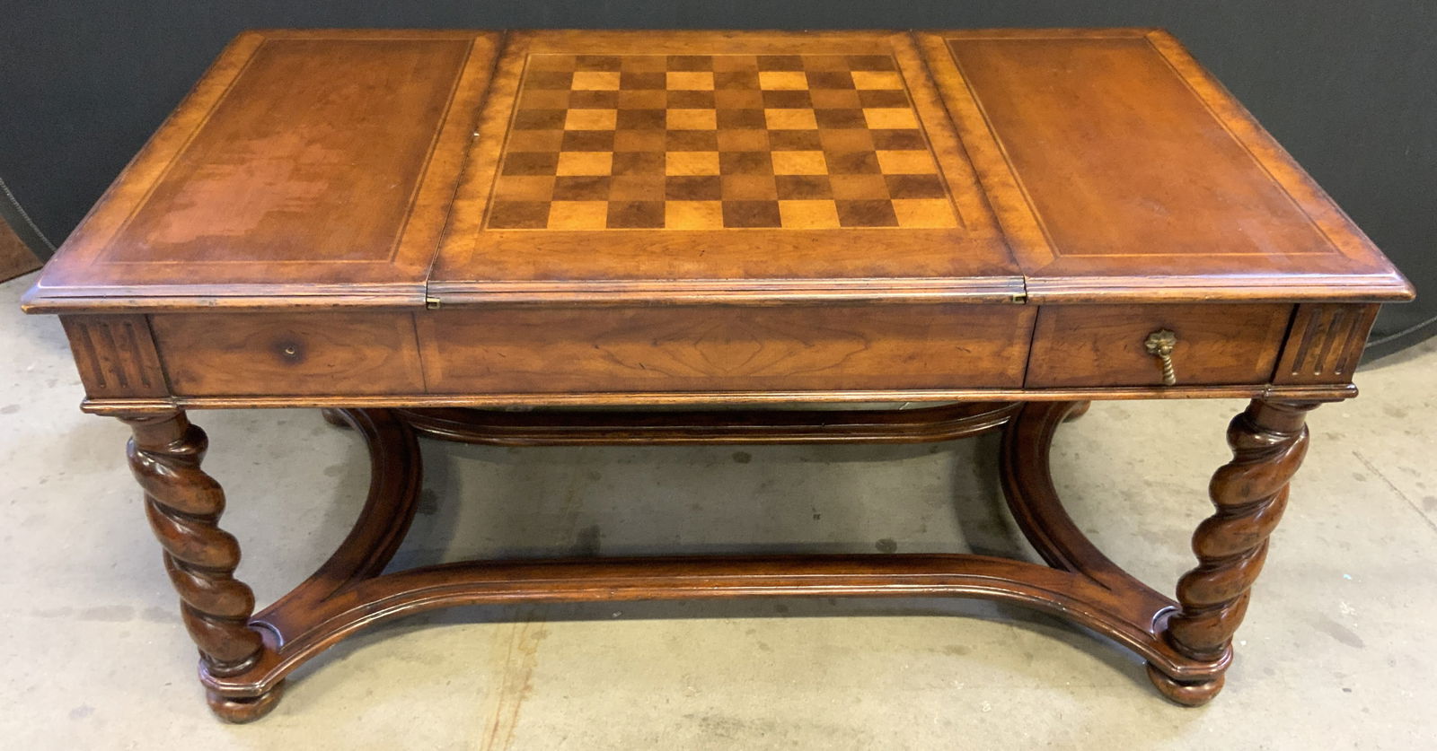 Vintage Wooden Coffee Chess Table W Drawers (1 of 8)