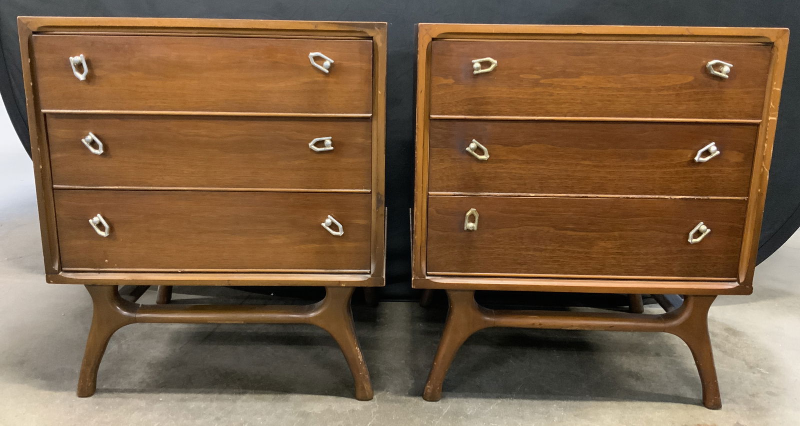 Pair MCM Wooden Nightstands W Drawers (1 of 10)