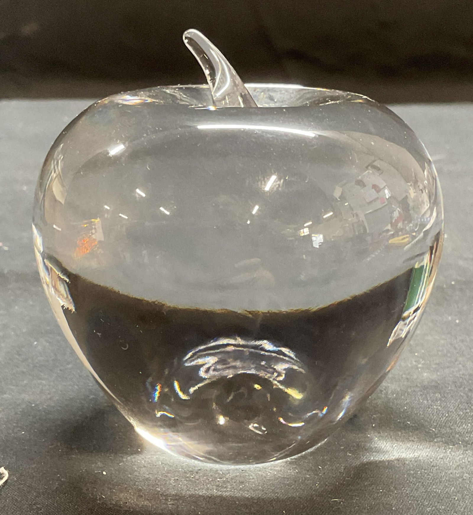 Tiffany & Co Crystal Apple Paperweight (1 of 6)