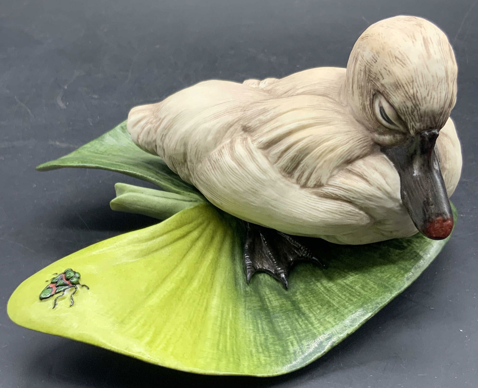BOEHM Cygnet Duckling Sharing Lily Pad Figural (1 of 13)