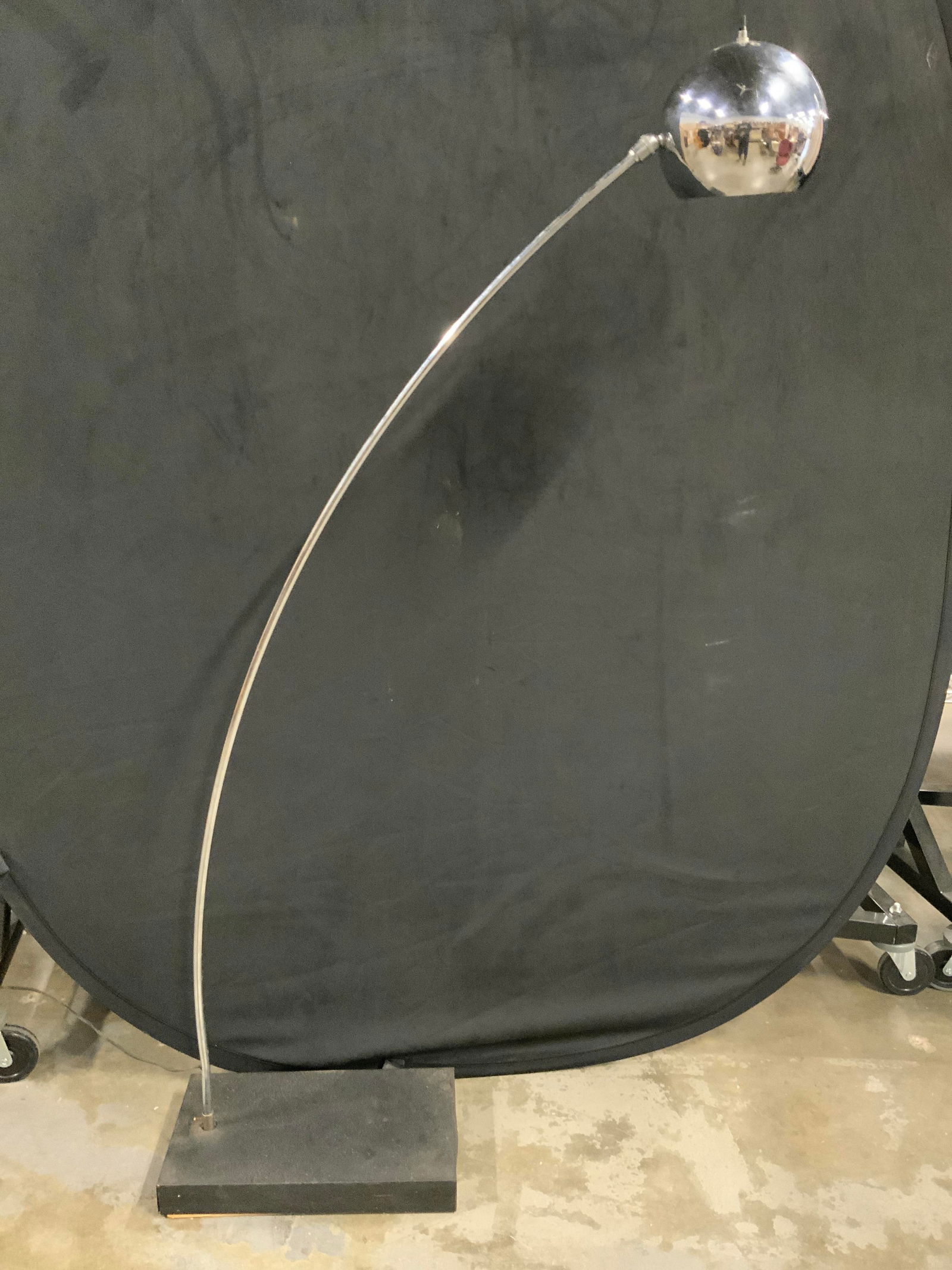 MCM Standing Arc Chrome Floor Lamp (1 of 8)