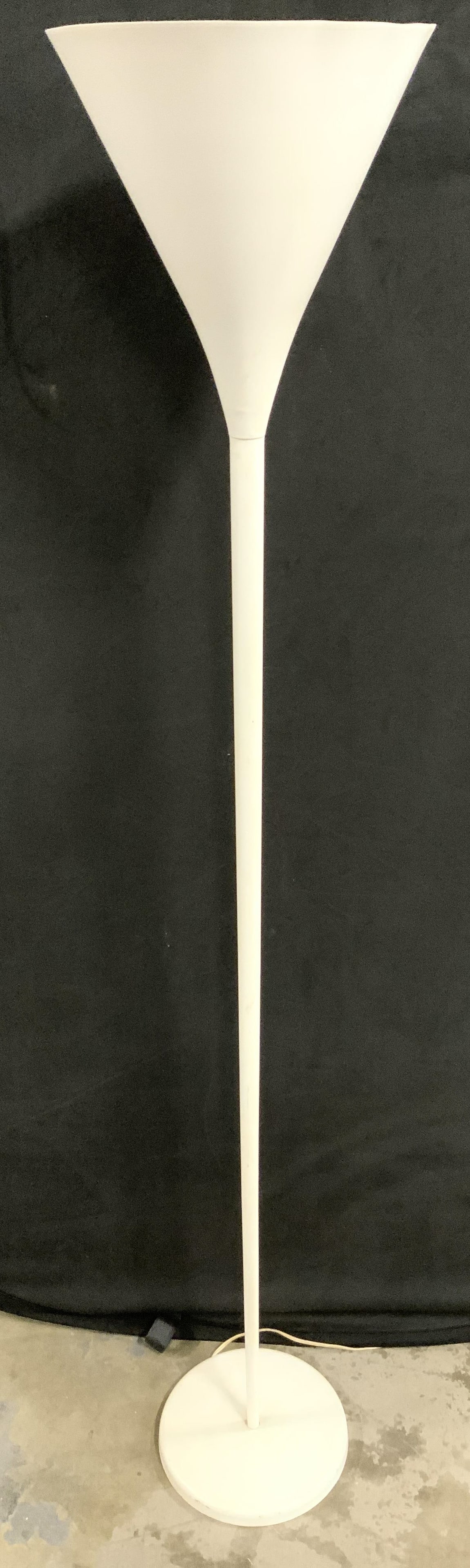 WALTER VON NESSEN by NESSEN STUDIOS Torchiere Fl Lamp (1 of 9)