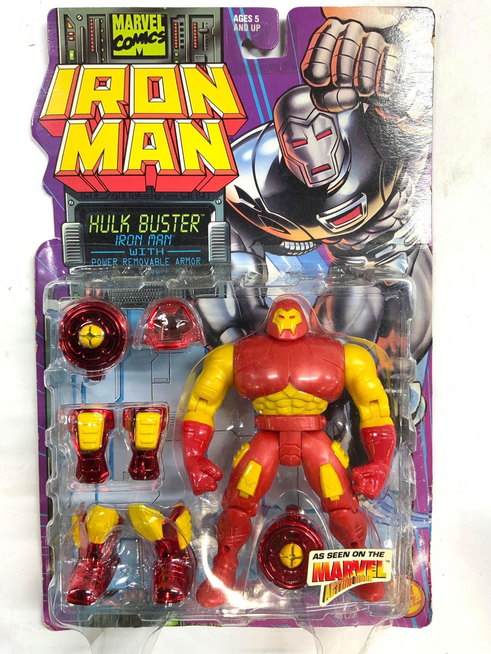 TOY BIZ Vntg Iron Man Figure In Pack 1995 (1 of 9)