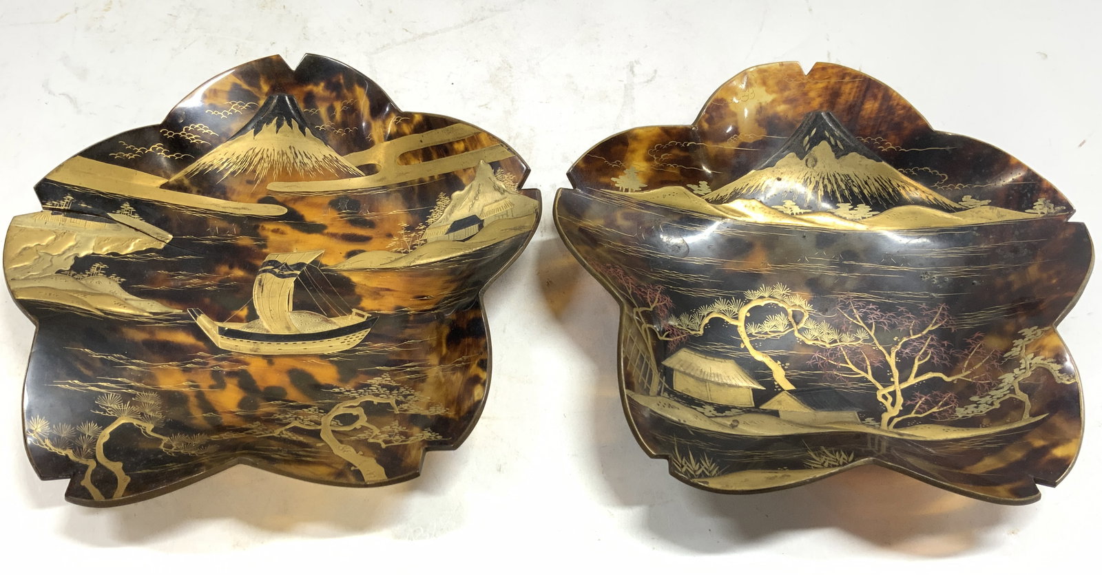 Pair Asian Turtle Shell Trinket Dishes (1 of 8)