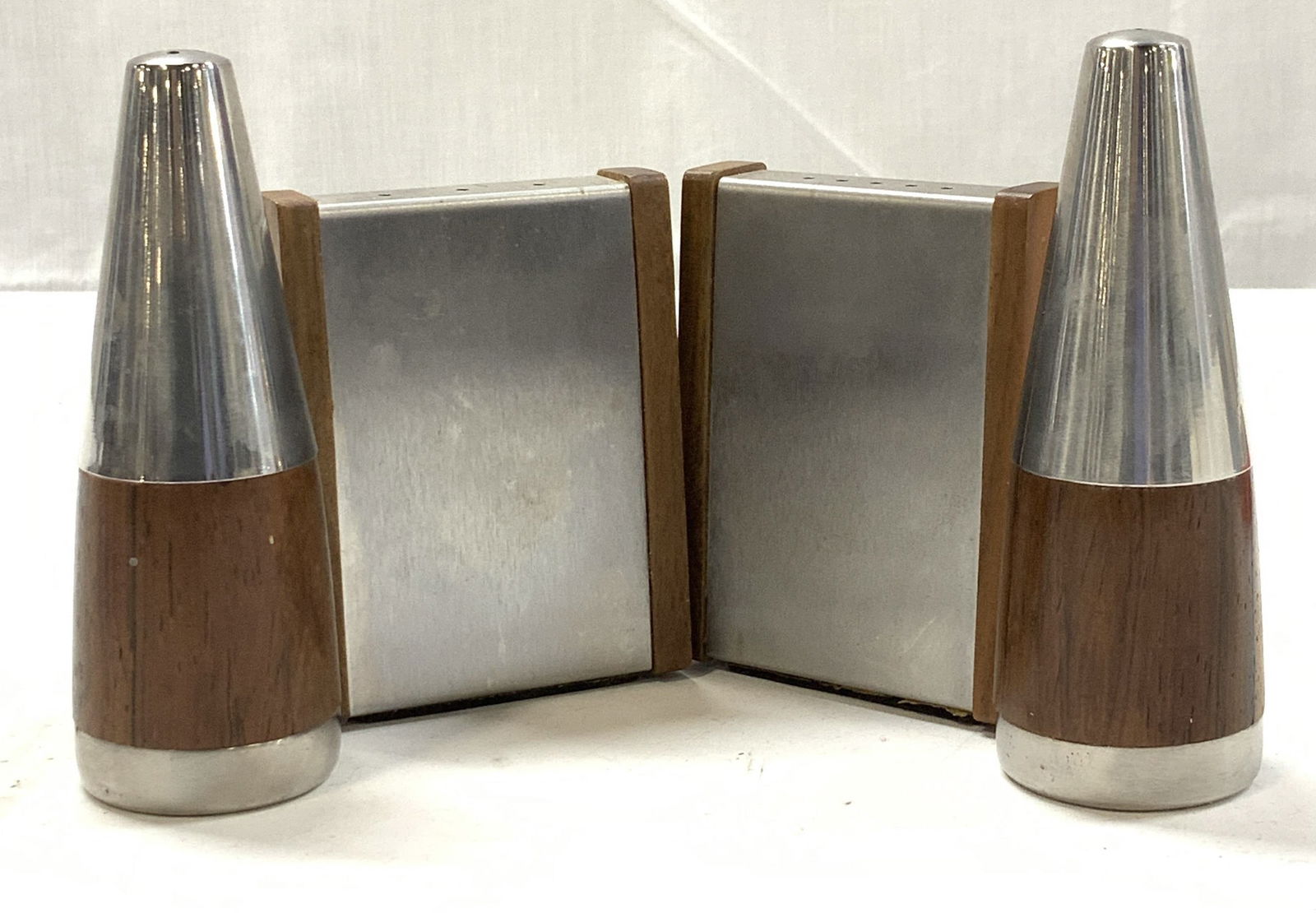 4Mid Cent Modern Salt Pepper Shakers, Denmark (1 of 6)